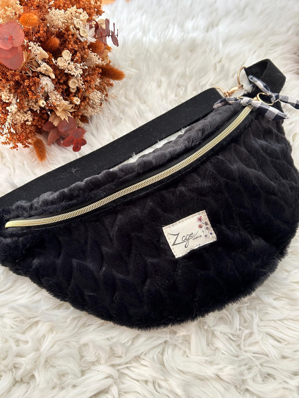 Sac banane femme hiver| Fausse fourrure noire & doublure vichy noireSac Femme Zage Colorful Life