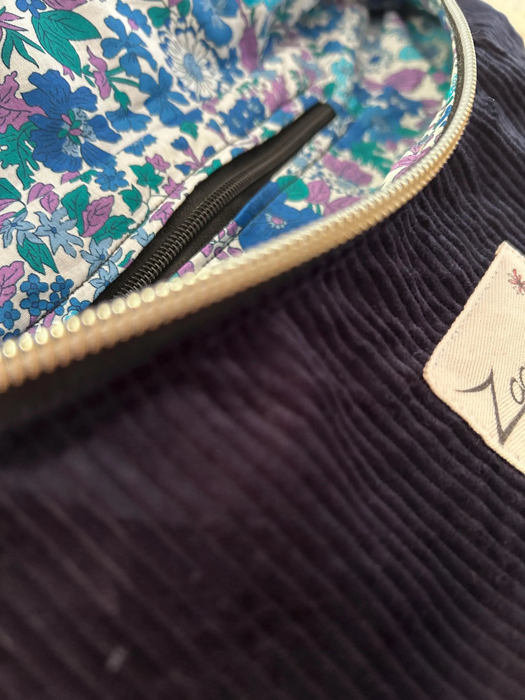 Sac banane femme hiver | Velours côtelé bleu marine & doublure liberty bleueSac Femme Zage Colorful Life