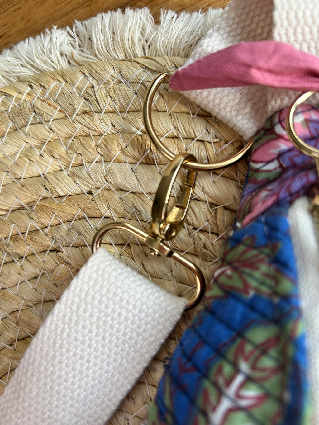 Sac banane femme Matelassé | Tissu matelassé bleu fleuri & doublure roseSac Femme Zage Colorful Life