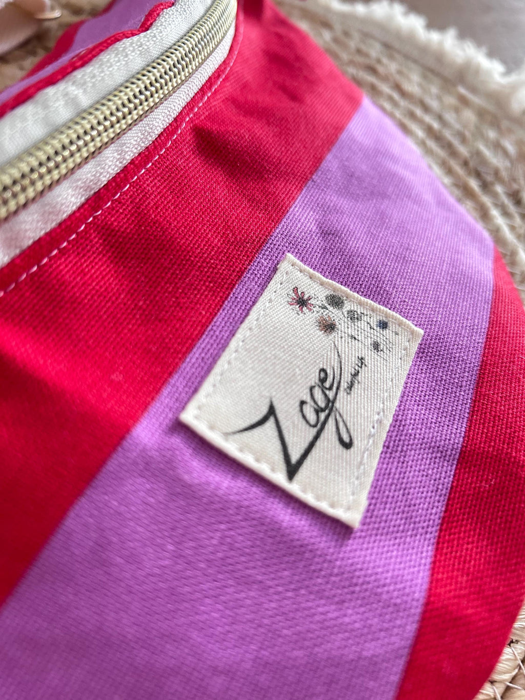 Sac banane femme été | Toile canvas rayée parme/rouge & doublure rougeSac Femme Zage Colorful Life