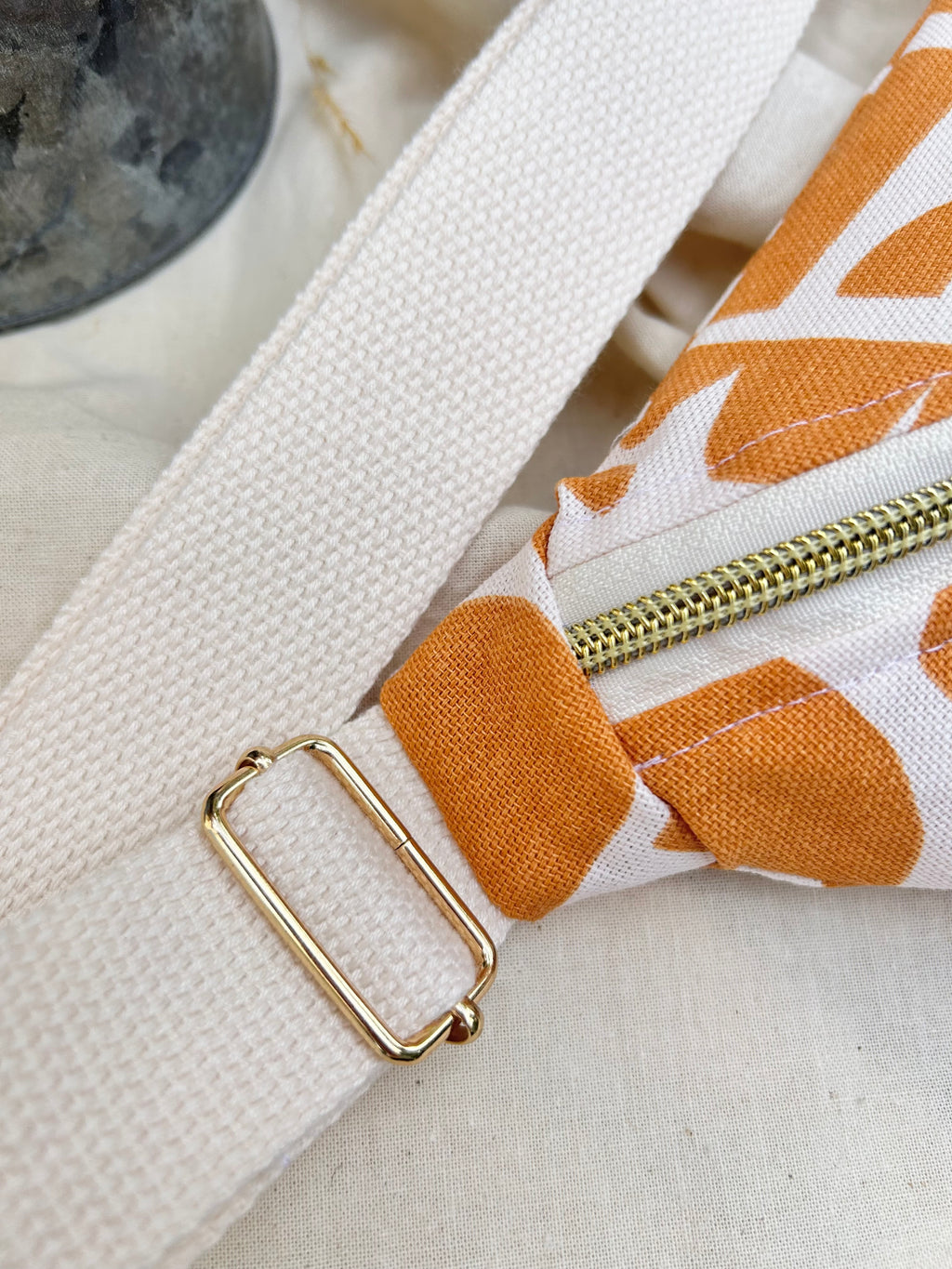 Sac Banane Femme Eté - Toile de coton graphique orange & doublure beigeSac Femme Zage Colorful Life