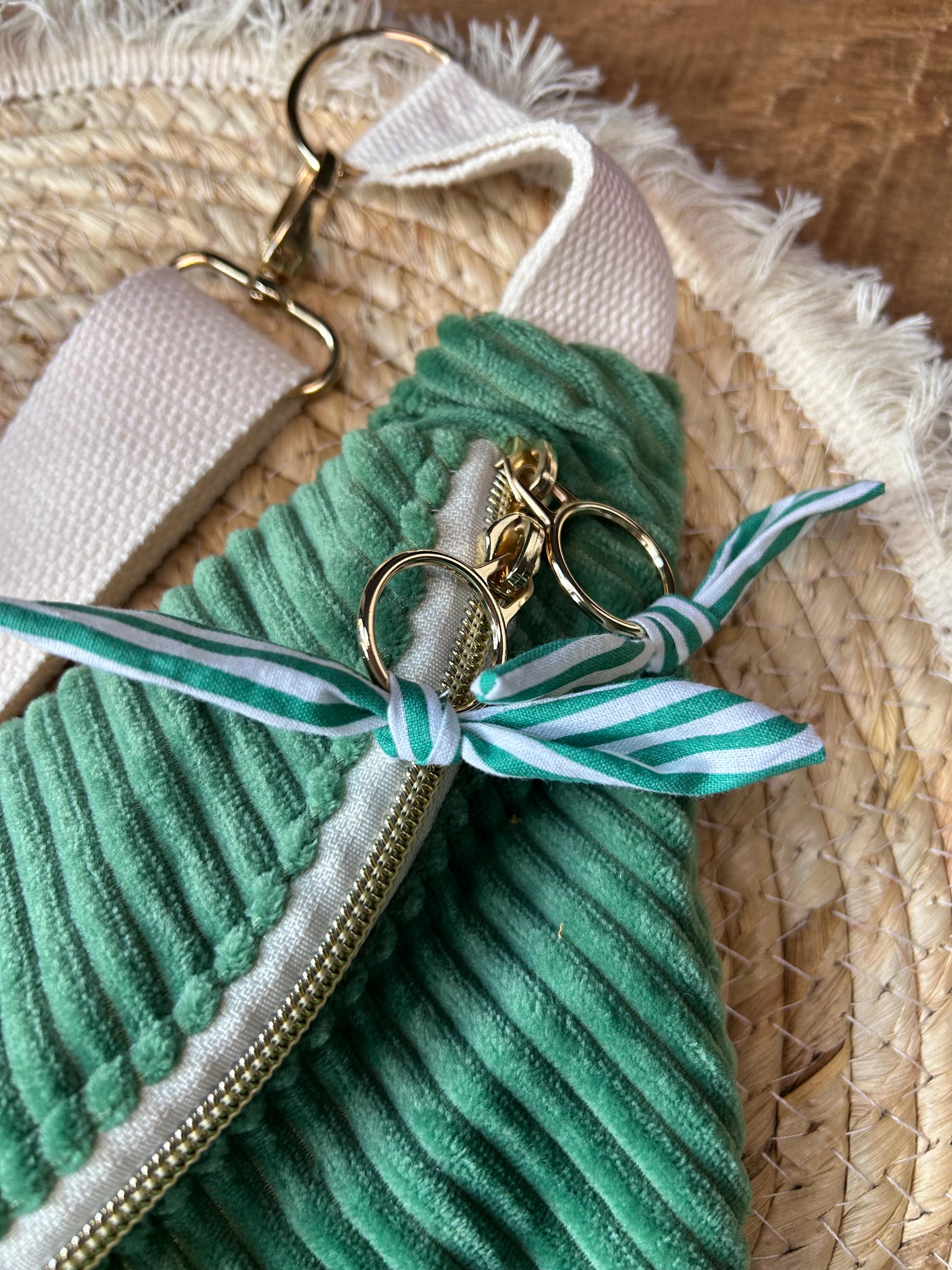 Sac banane femme hiver | Velours côtelé vert & doublure rayée blanc et vertSac Femme Zage Colorful Life