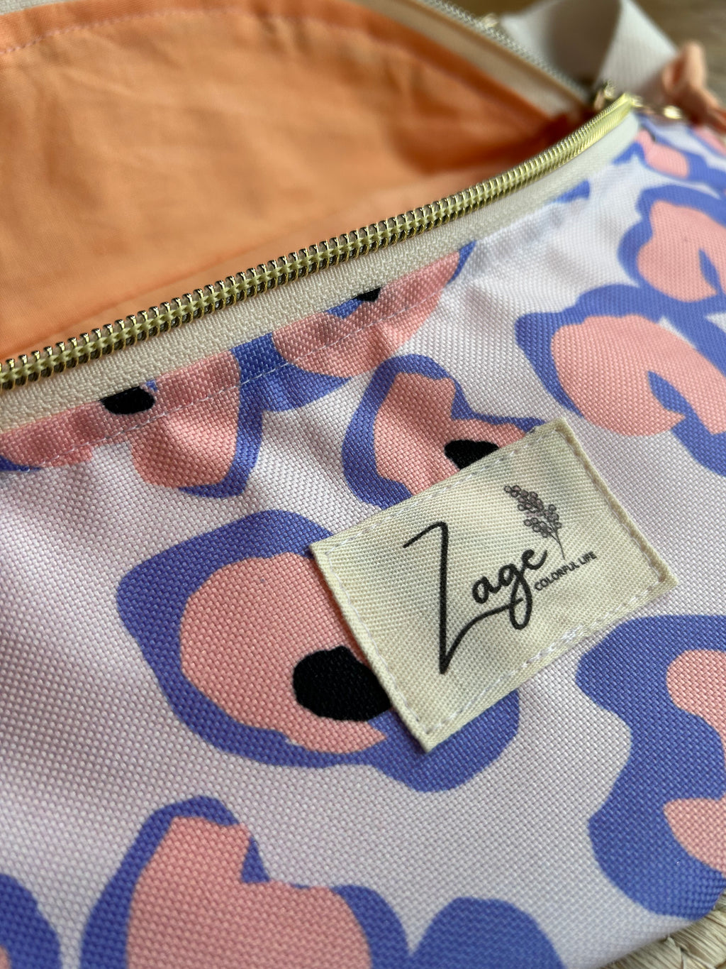 Sac banane Imperméable femme | Graphique rose & violet (Copie)Sac Femme Zage Colorful Life