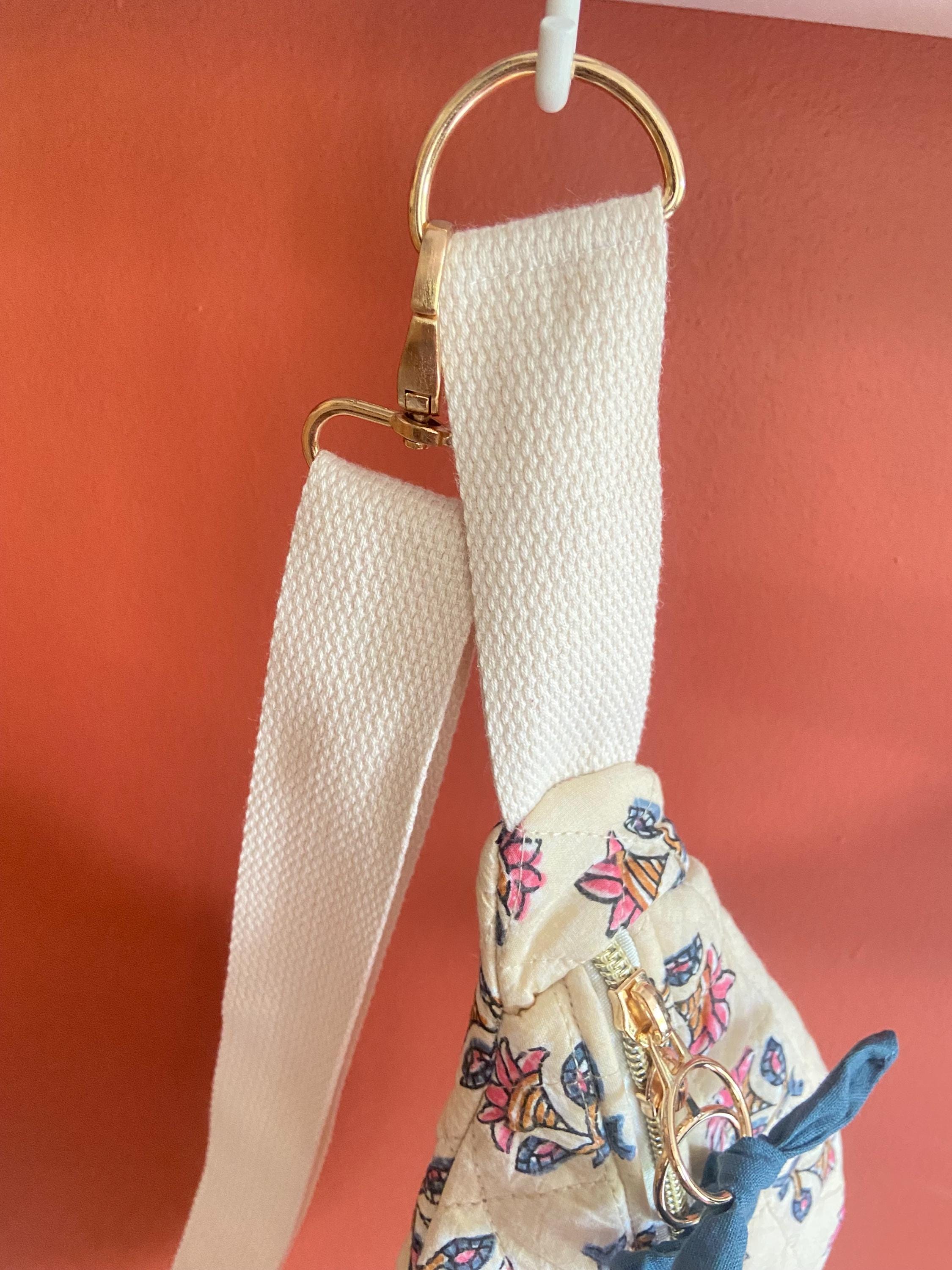 Sac Banane Femme  | Matelassé motifs Indy fleurs roses et bleues & doublure bleue pétroleSac Femme Zage Colorful Life