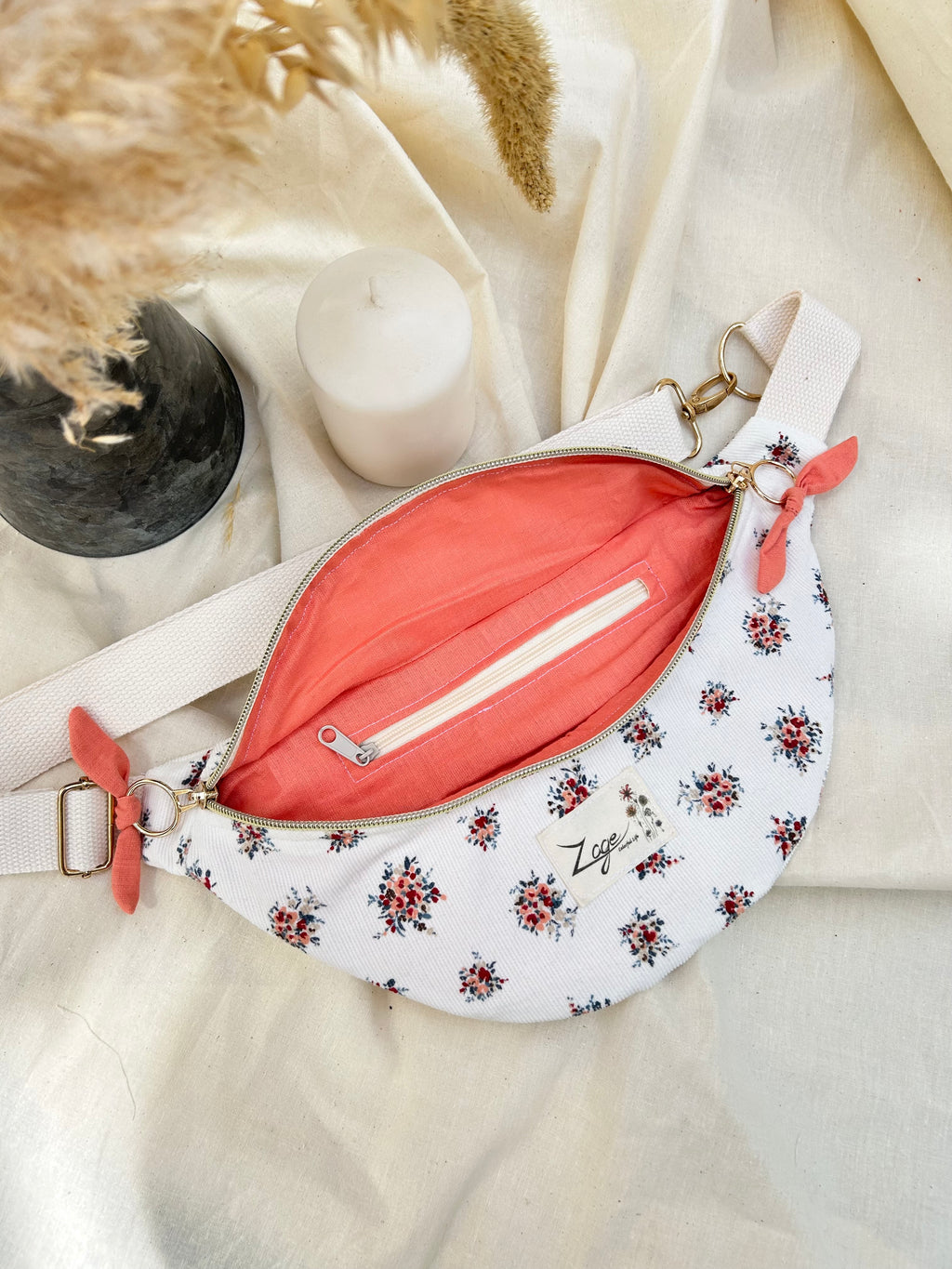 Sac banane femme Hiver | Velours côtelé blanc et fleuri & doublure roseSac Femme Zage Colorful Life