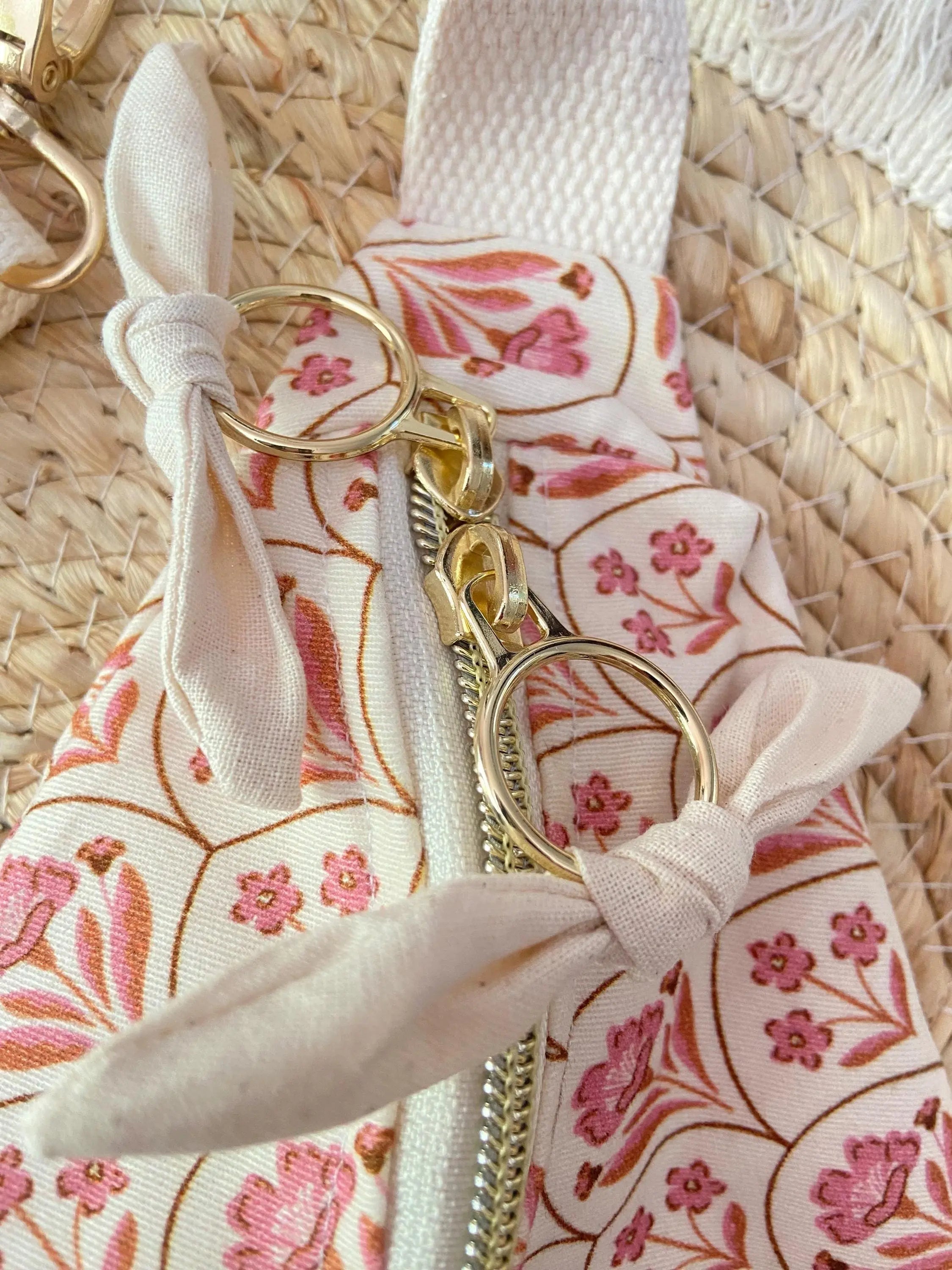 Sac banane femme été | Gabardine fleurie motifs indiens roses & doublure beigeSac Femme Zage Colorful Life