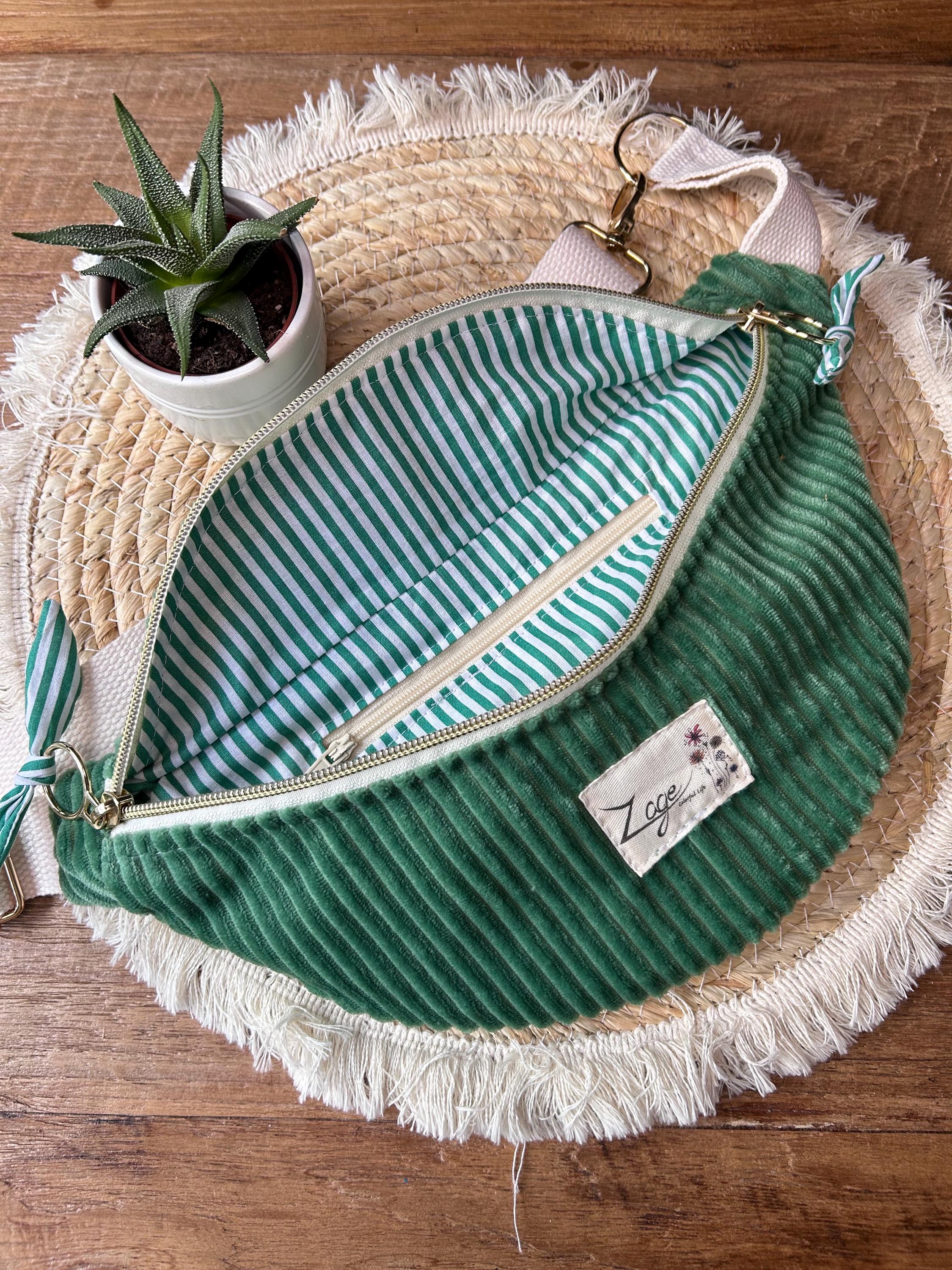 Sac banane femme hiver | Velours côtelé vert & doublure rayée blanc et vertSac Femme Zage Colorful Life