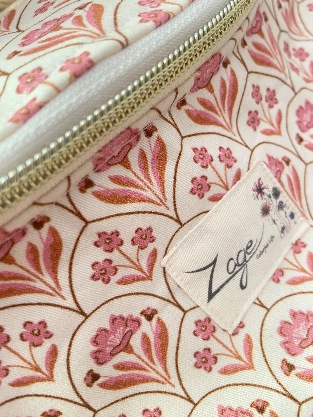 Sac banane femme été | Gabardine fleurie motifs indiens roses & doublure beigeSac Femme Zage Colorful Life