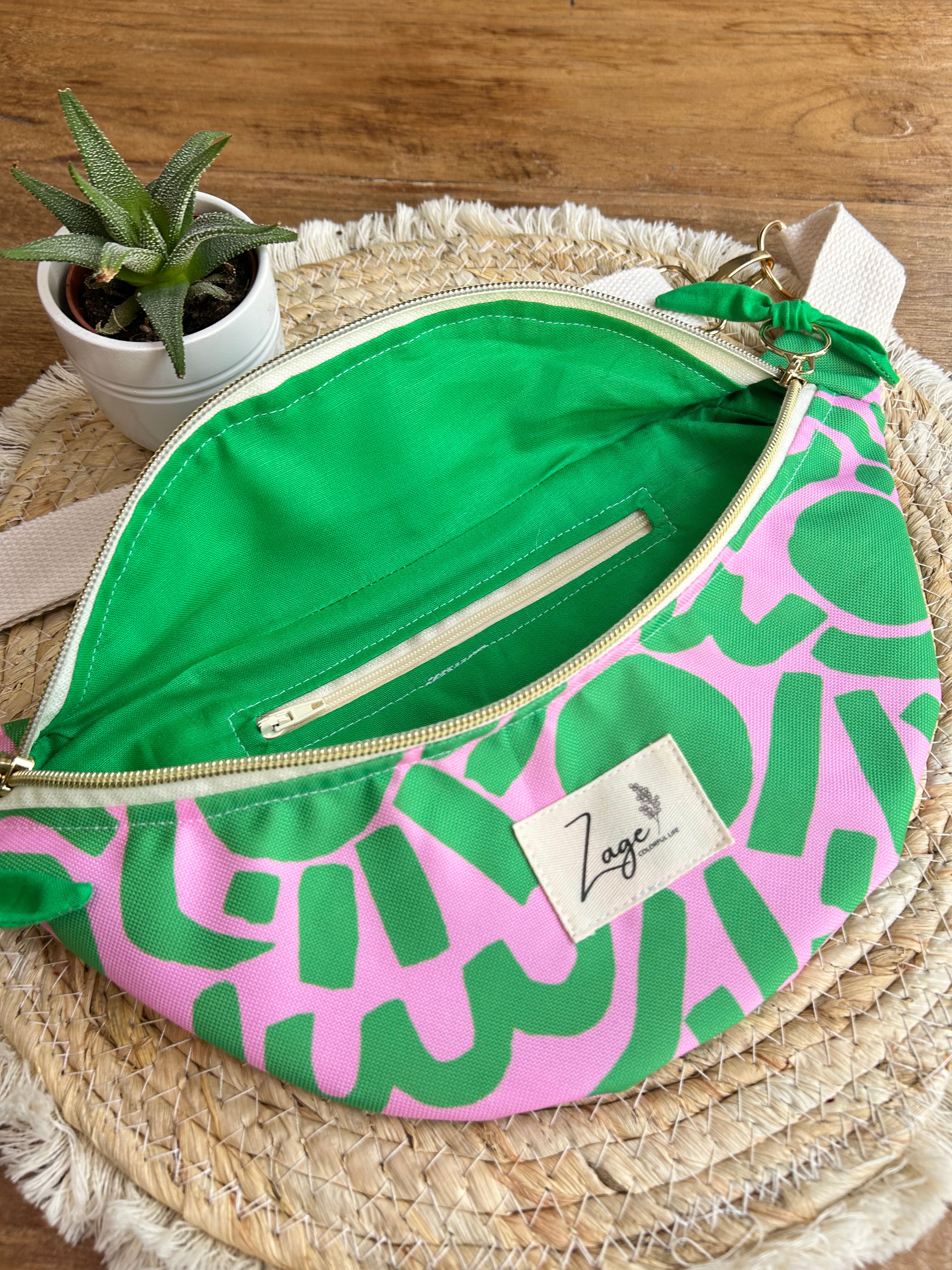 Sac banane Imperméable femme | Graphique vert & roseSac Femme Zage Colorful Life