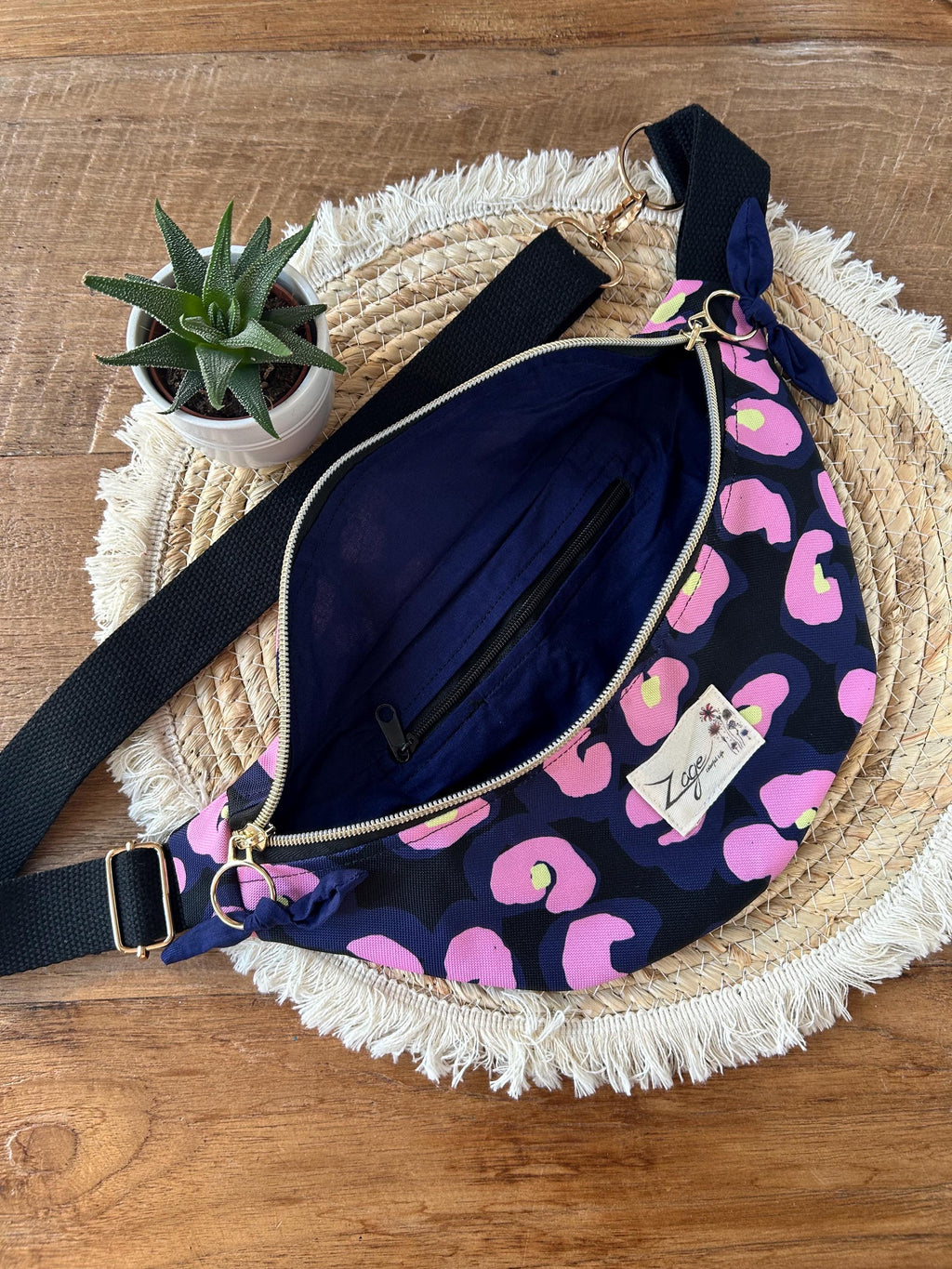 Sac banane  Imperméable femme | Toile Graphique Léopard coloré & doublure bleue marineSac Femme Zage Colorful Life