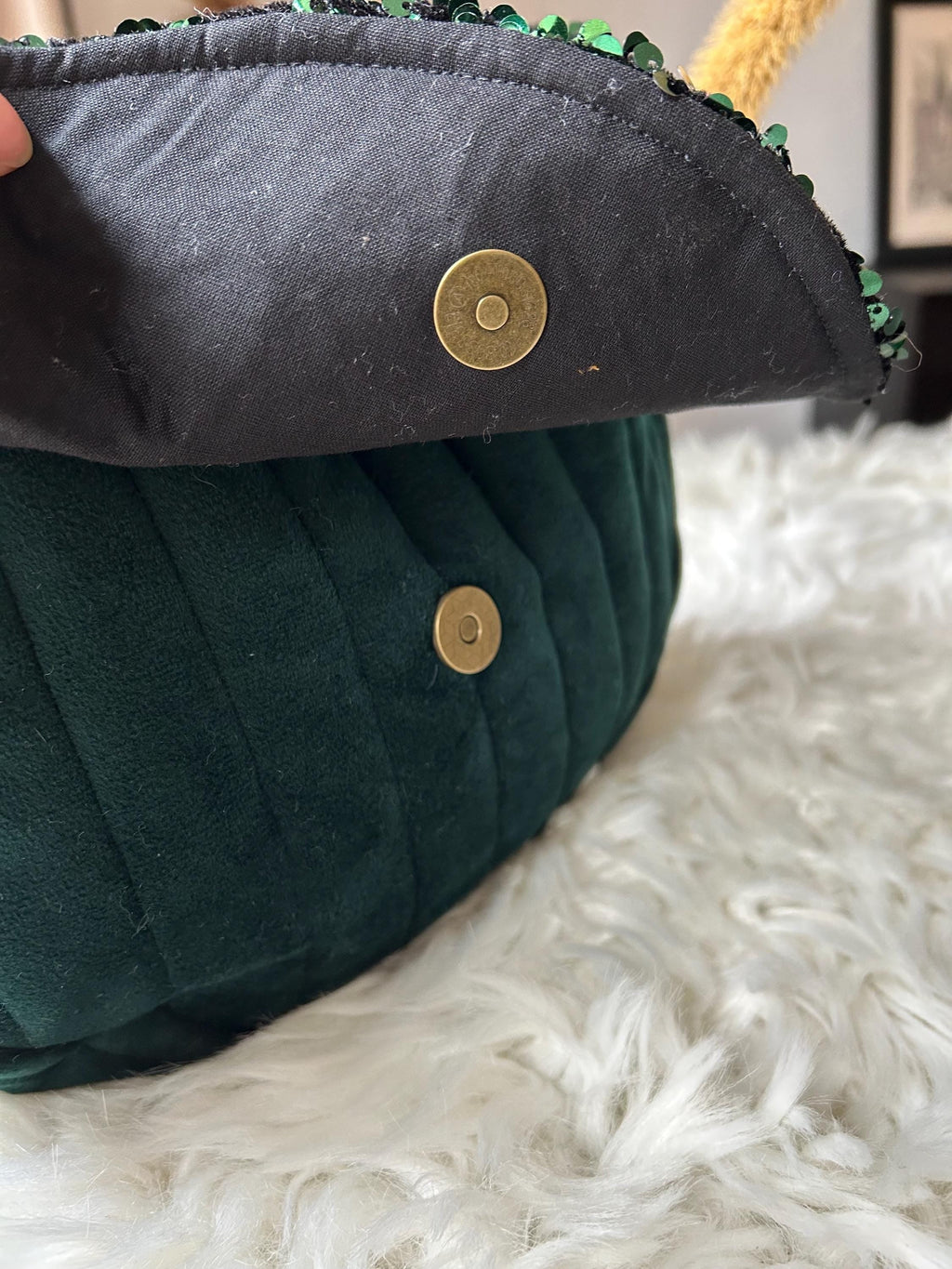 Sac Besace à rabat femme fête | Sequins, velours matelassé  & doublure noireSac Femme Zage Colorful Life