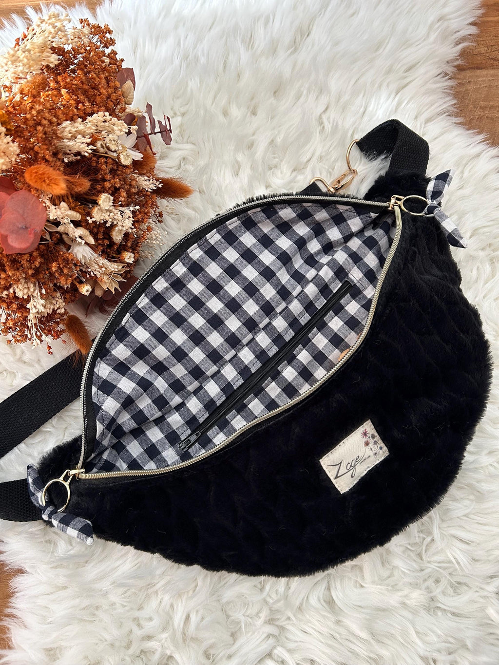 Sac banane femme hiver| Fausse fourrure noire & doublure vichy noireSac Femme Zage Colorful Life