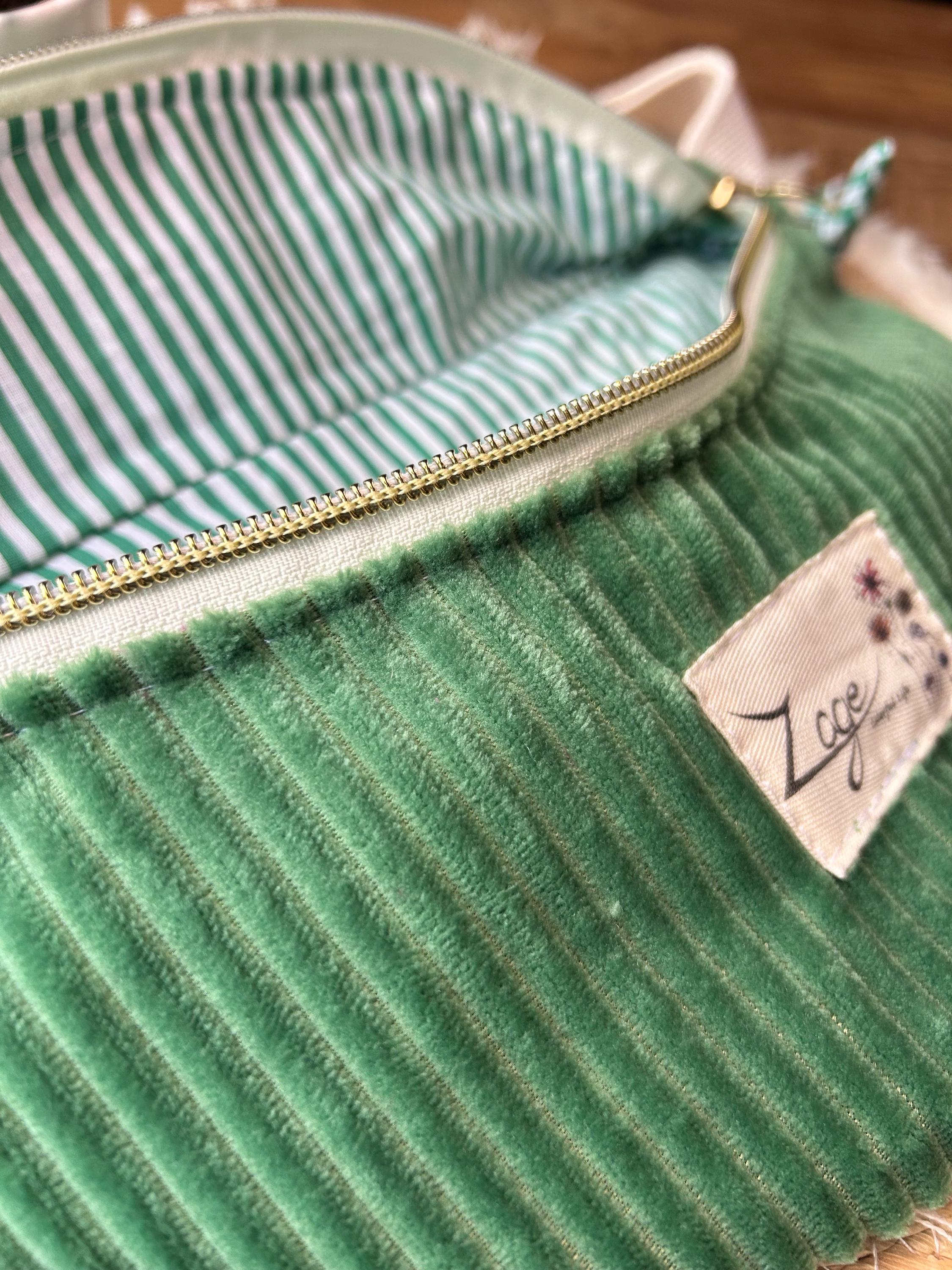 Sac banane femme hiver | Velours côtelé vert & doublure rayée blanc et vertSac Femme Zage Colorful Life