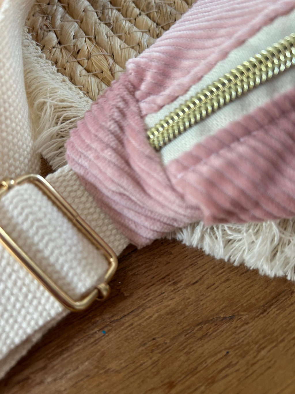 Sac banane femme hiver | Velours côtelé rose & doublure gaze de coton fleuri roseSac Femme Zage Colorful Life