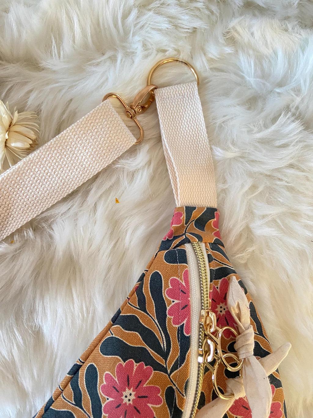 Sac banane Femme | Bachette Fleurie rose et moutarde & doublure beigeSac Femme Zage Colorful Life