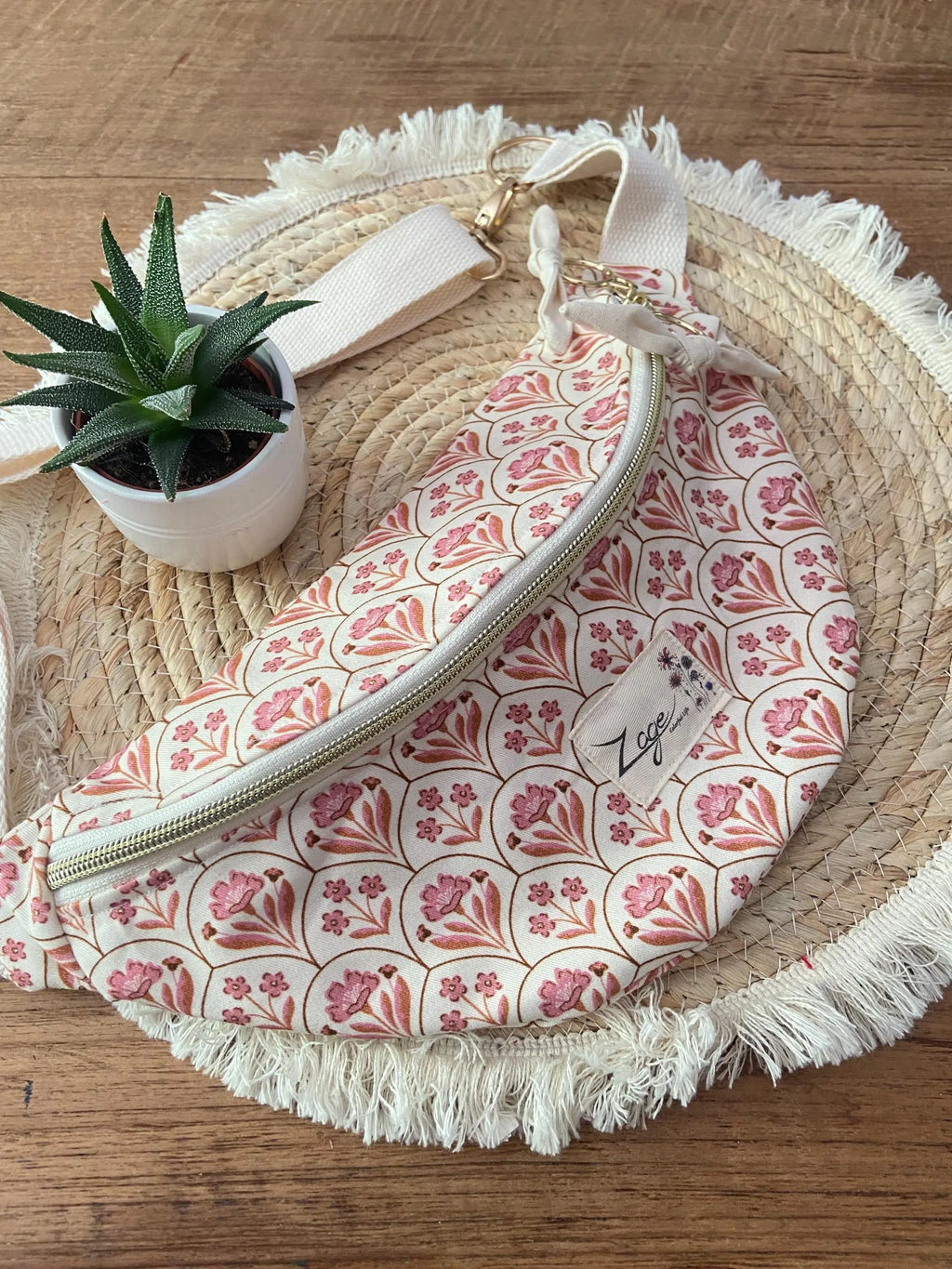 Sac banane femme été | Gabardine fleurie motifs indiens roses & doublure beigeSac Femme Zage Colorful Life