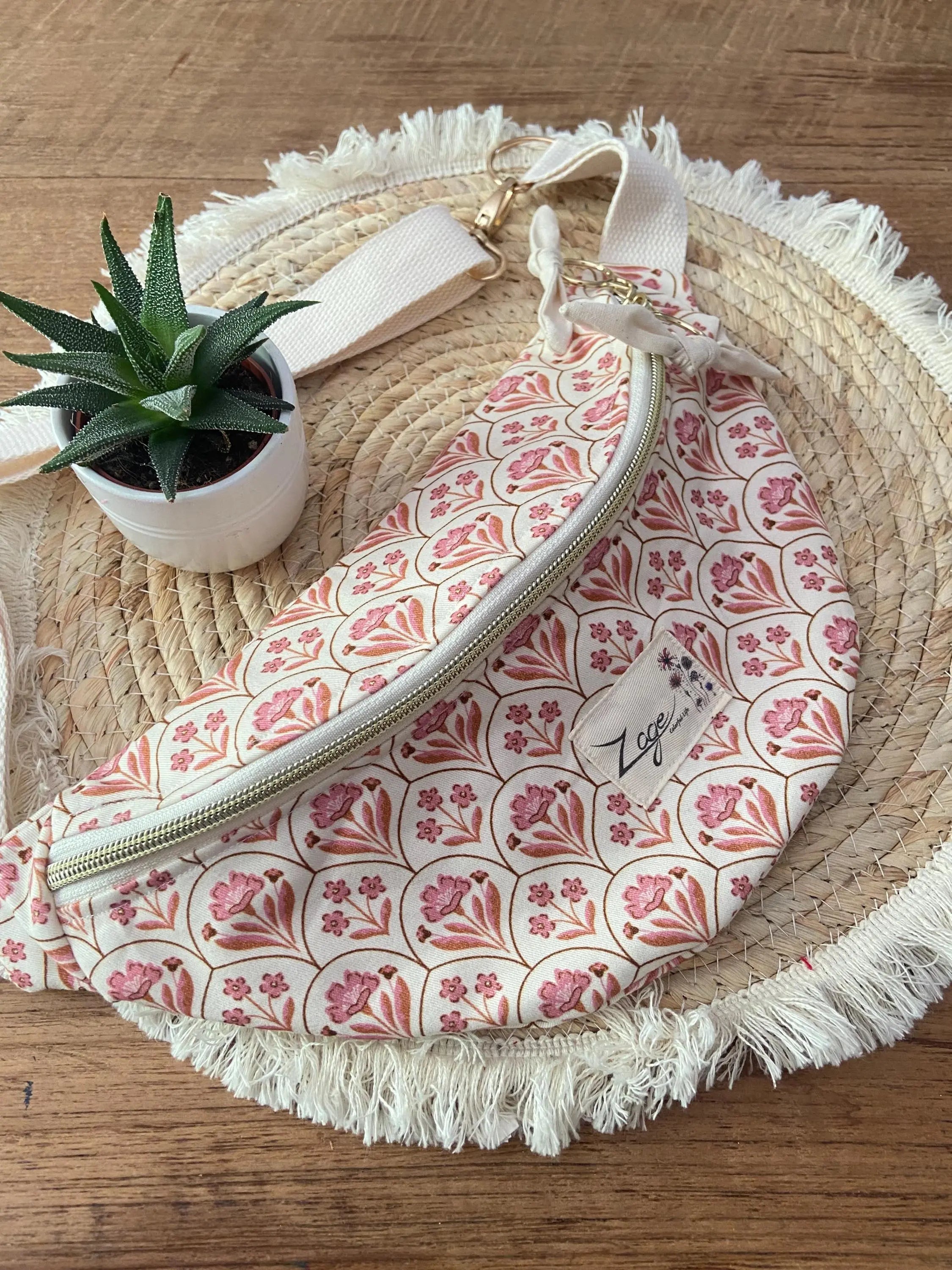 Sac banane femme été | Gabardine fleurie motifs indiens roses & doublure beigeSac Femme Zage Colorful Life