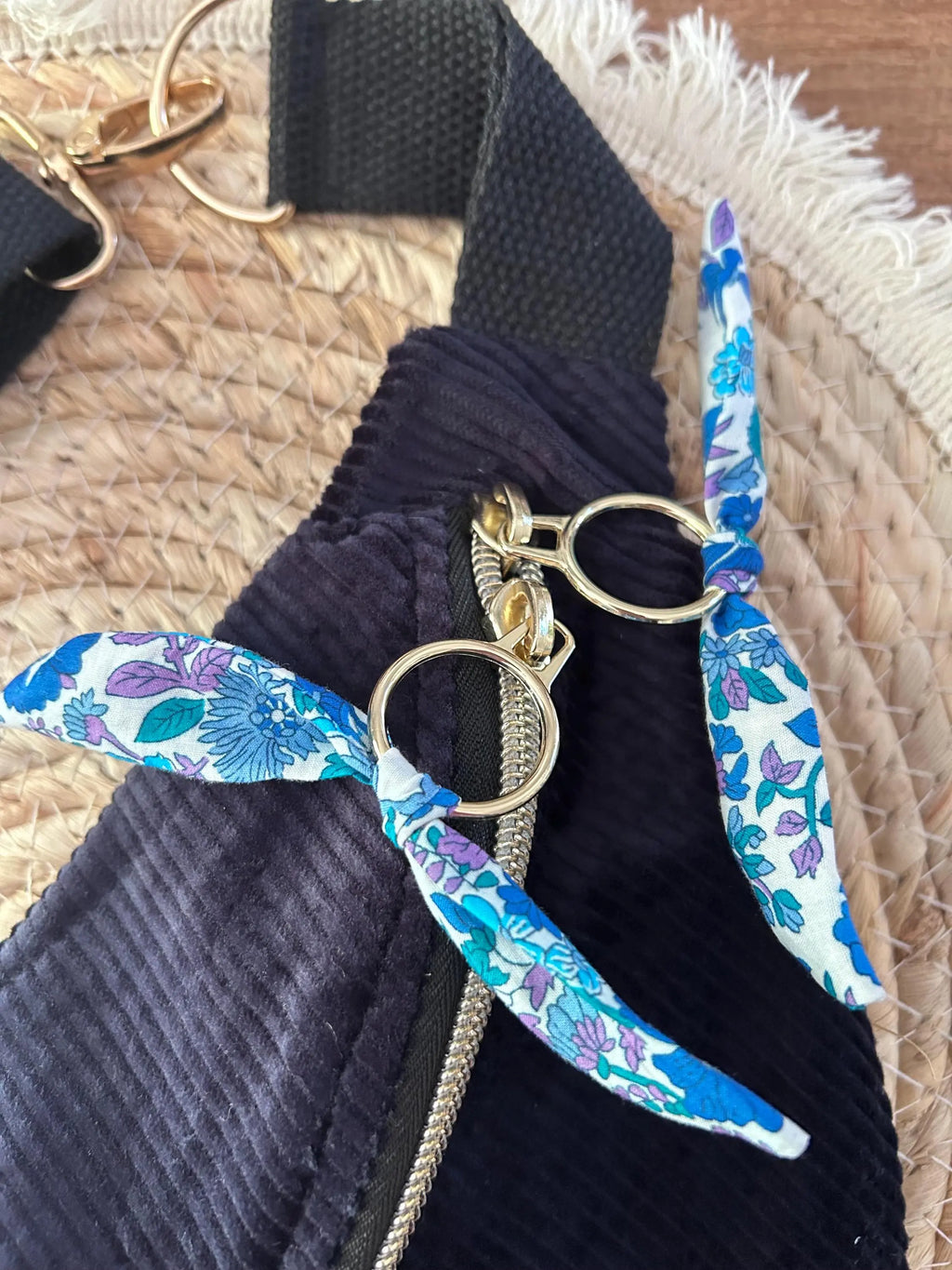 Sac banane femme hiver | Velours côtelé bleu marine & doublure liberty bleueSac Femme Zage Colorful Life