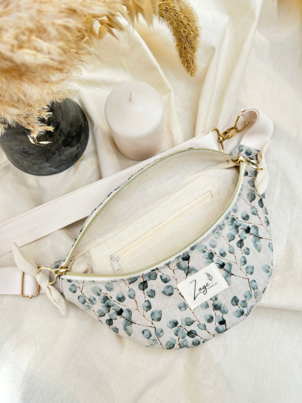 Sac banane femme Eté | Toile de coton motifs eucalyptus & doublure beigeSac Femme Zage Colorful Life