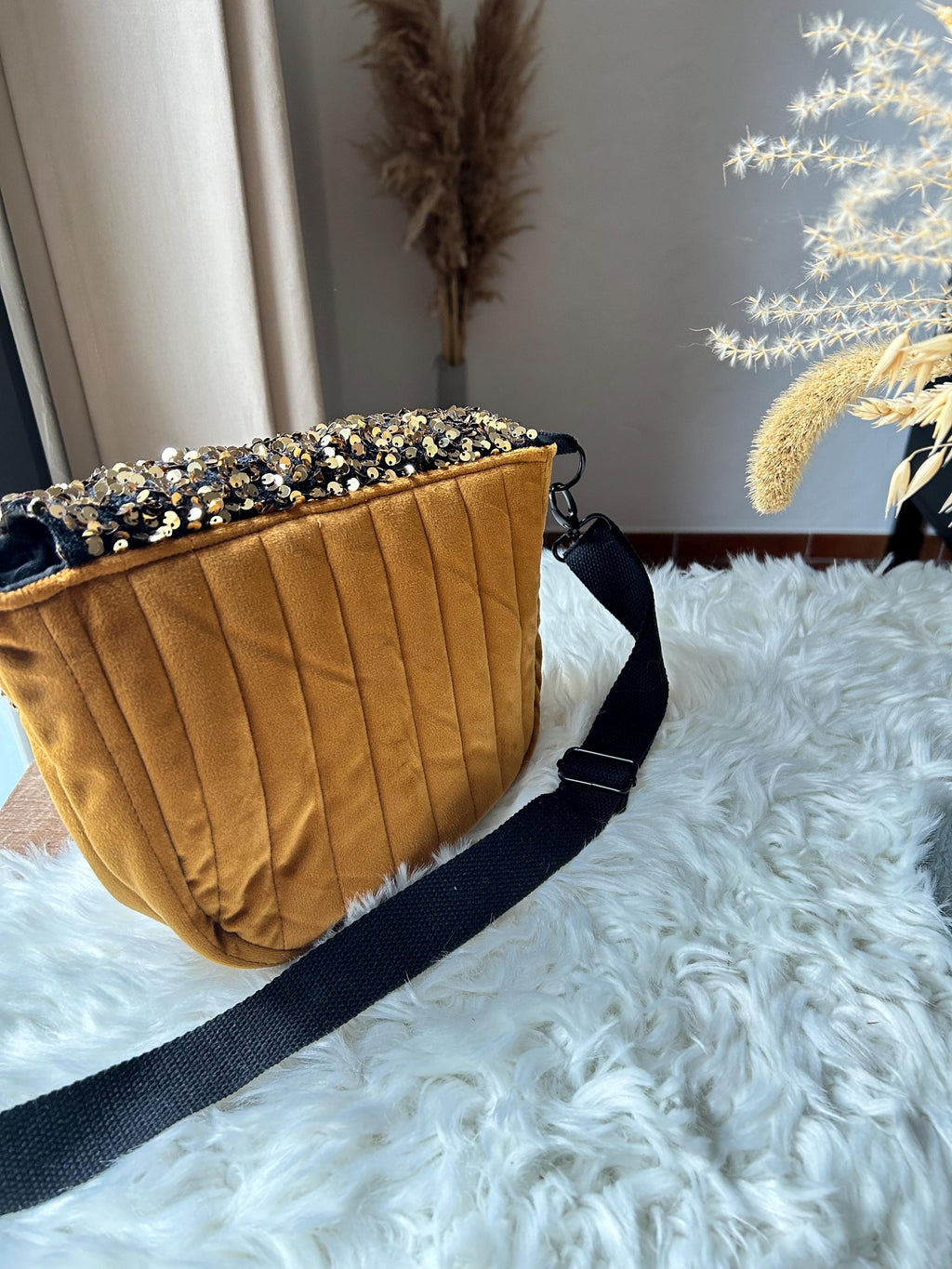 Sac Besace à rabat femme fête | Sequins, velours matelassé  & doublure noireSac Femme Zage Colorful Life