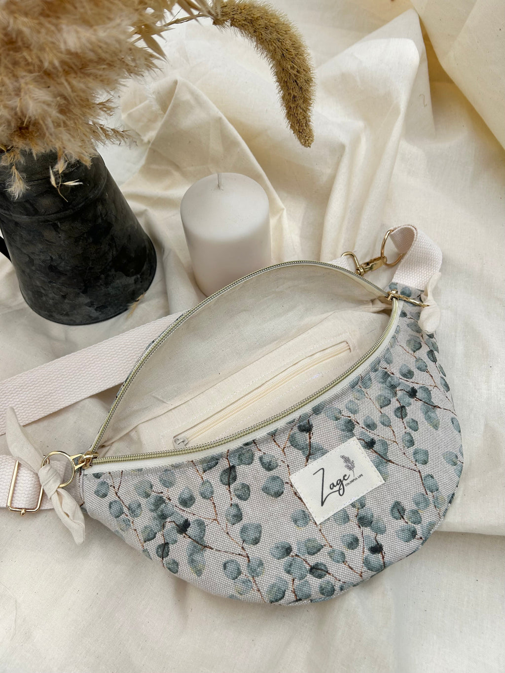 Sac banane femme Eté | Toile de coton motifs eucalyptus & doublure beigeSac Femme Zage Colorful Life