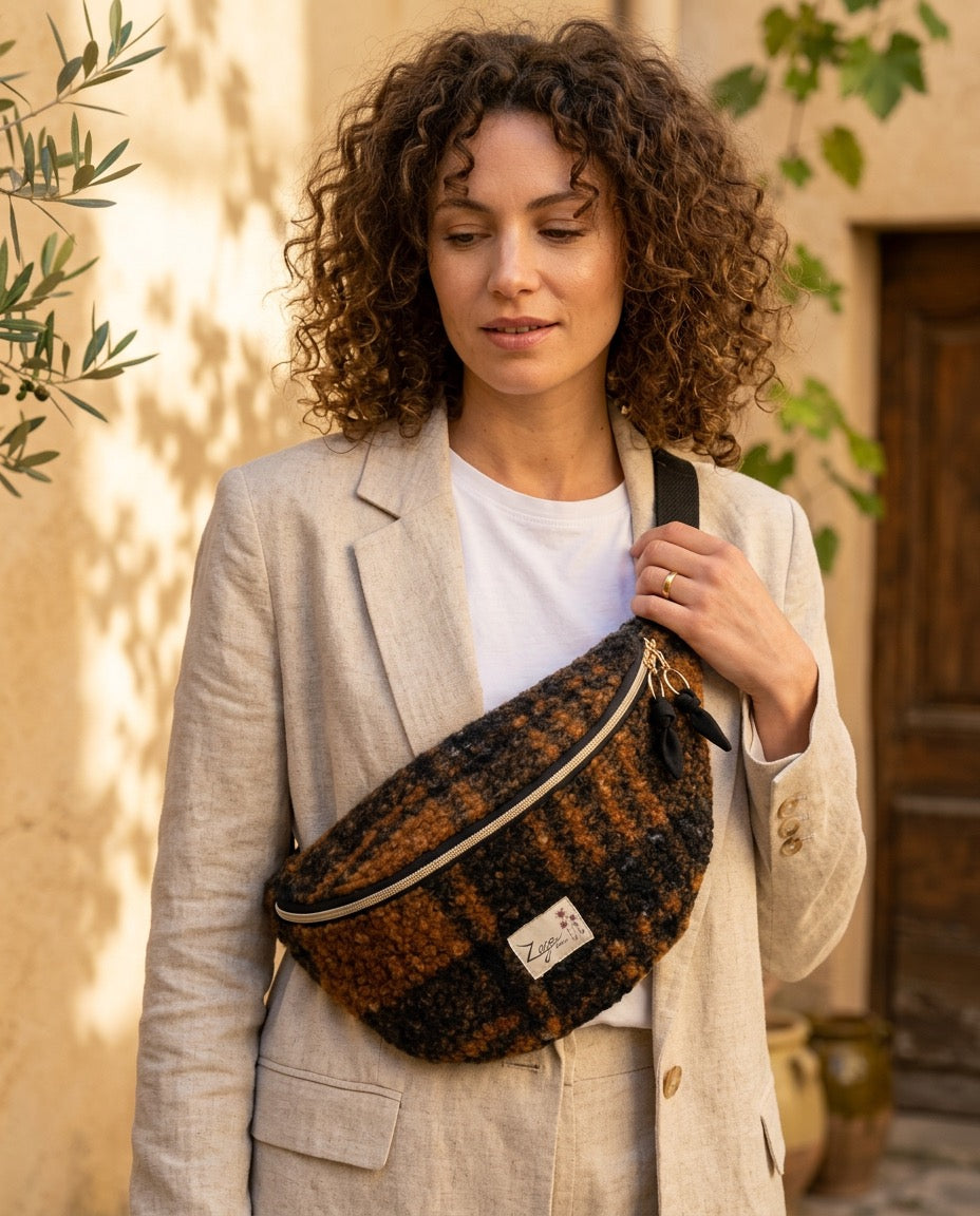 Sac banane femme hiver | Ecossaise bouclettes marron et noir & doublure noireSac Femme Zage Colorful Life