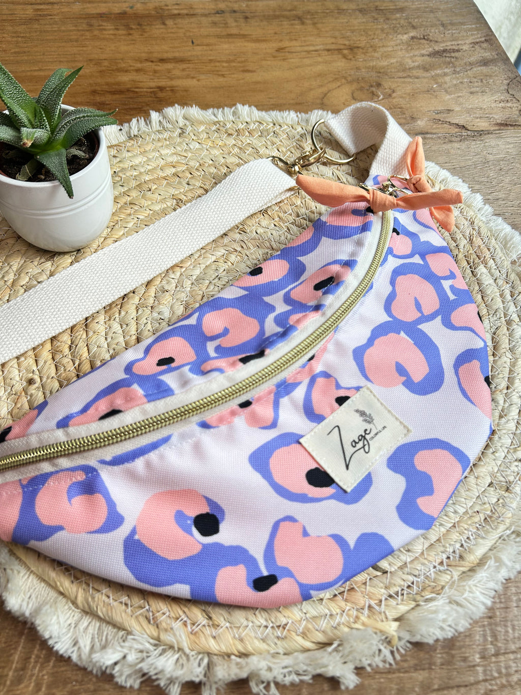 Sac banane Imperméable femme | Graphique rose & violet (Copie)Sac Femme Zage Colorful Life