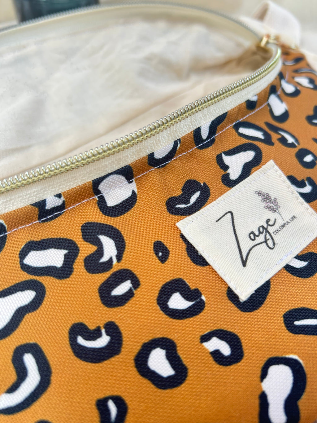 Sac banane Imperméable femme | Léopard bleu & doublure corail (Copie)Sac Femme Zage Colorful Life