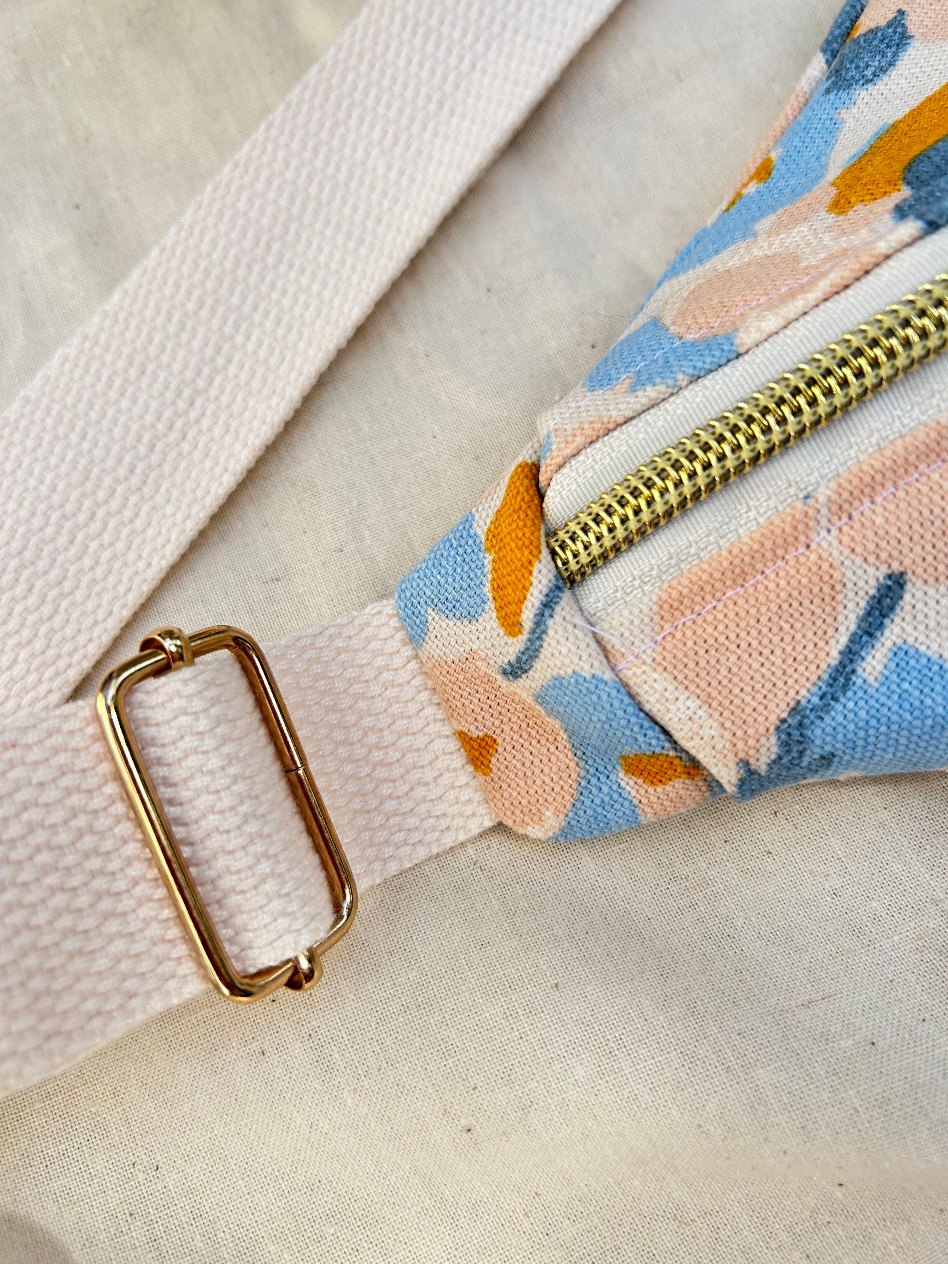 Sac banane Femme | Toile Fleurie bleue & doublure bleue clairSac Femme Zage Colorful Life