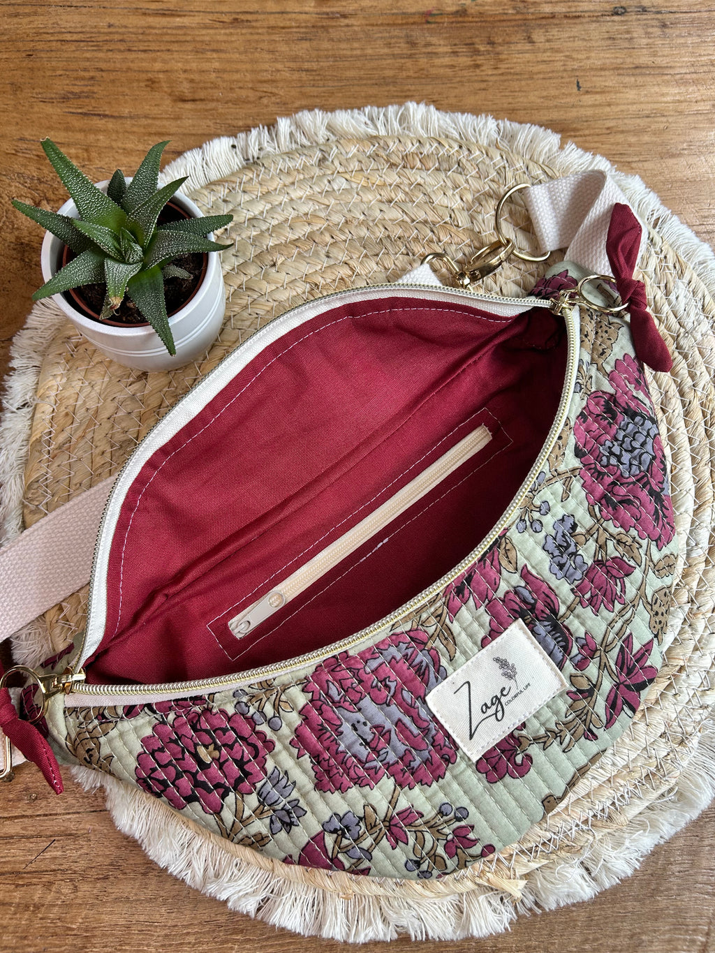 Sac banane femme Matelassé | Tissu matelassé vert fleuri & doublureSac Femme Zage Colorful Life