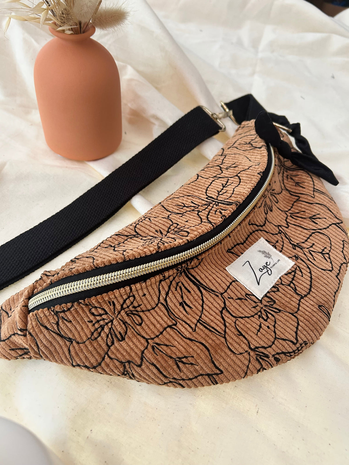 Sac banane femme hiver | Velours côtelé marron fleuri & doublure noireSac Femme Zage Colorful Life