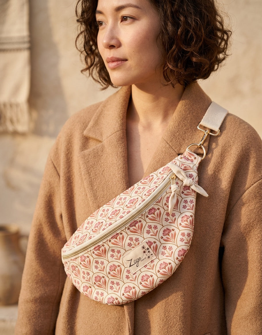 Sac banane femme été | Gabardine fleurie motifs indiens roses & doublure beigeSac Femme Zage Colorful Life