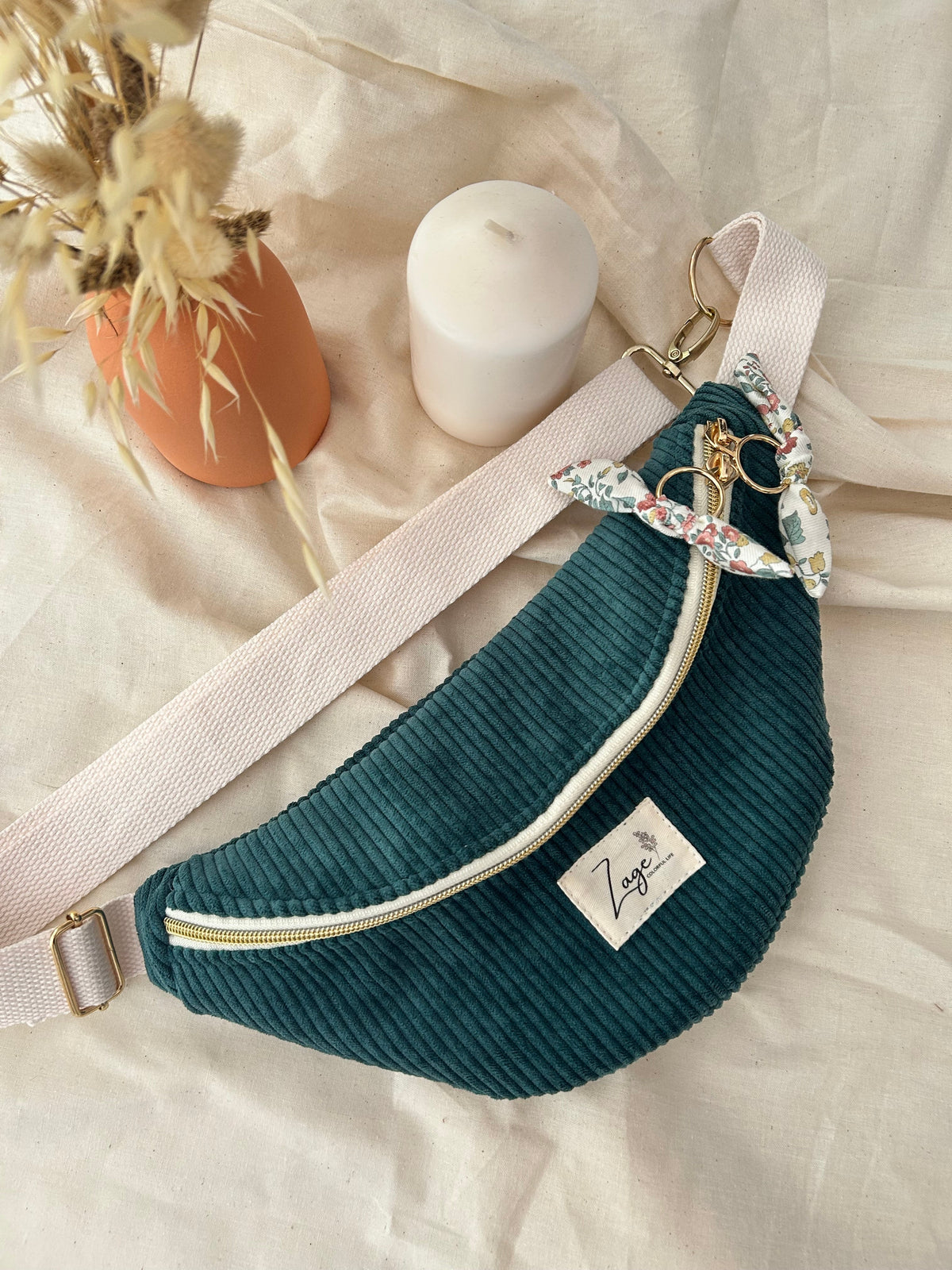 Sac banane femme hiver | Velours côtelé vert sapin & doublure fleurieSac Femme Zage Colorful Life