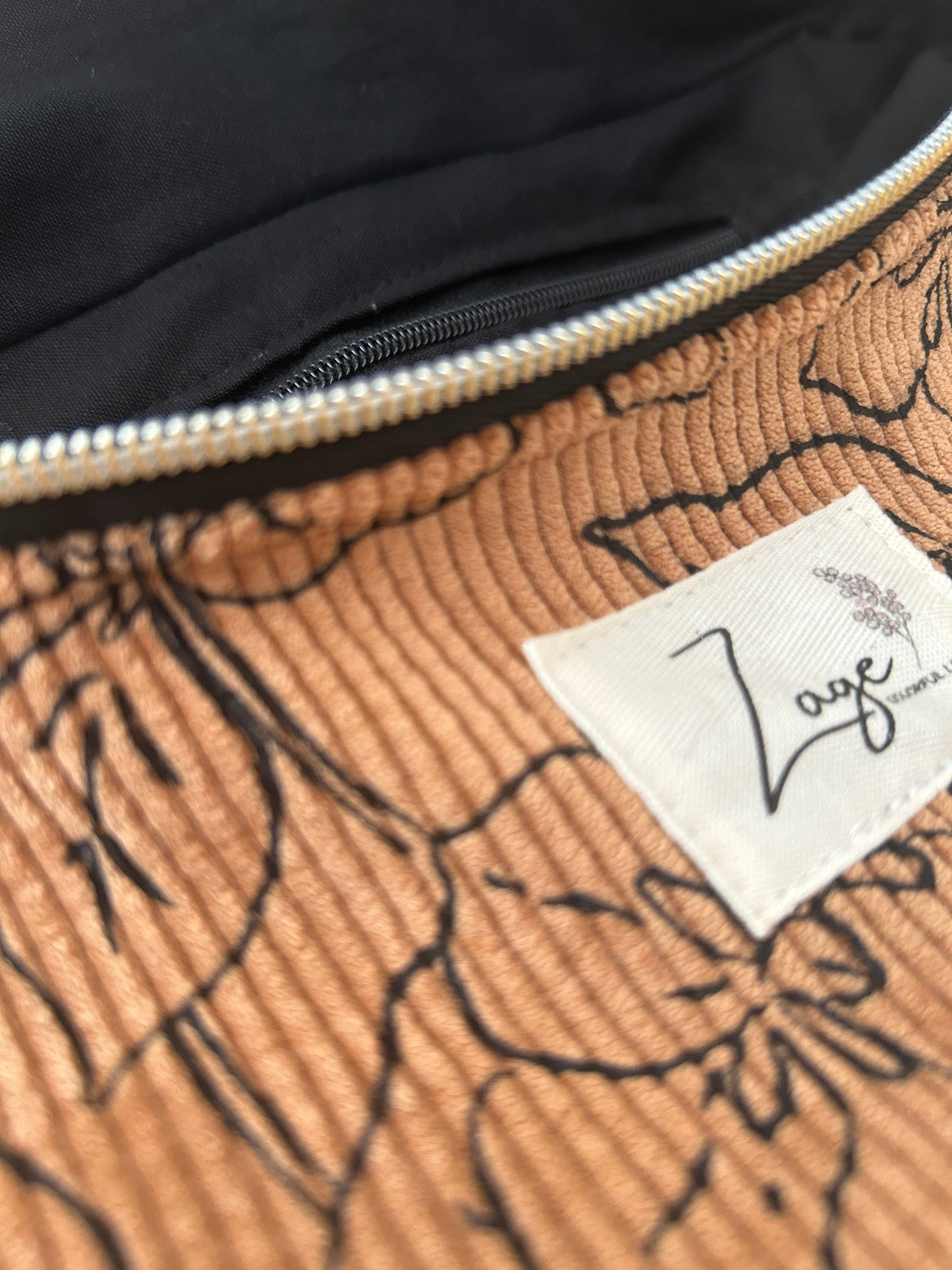 Sac banane femme hiver | Velours côtelé marron fleuri & doublure noireSac Femme Zage Colorful Life