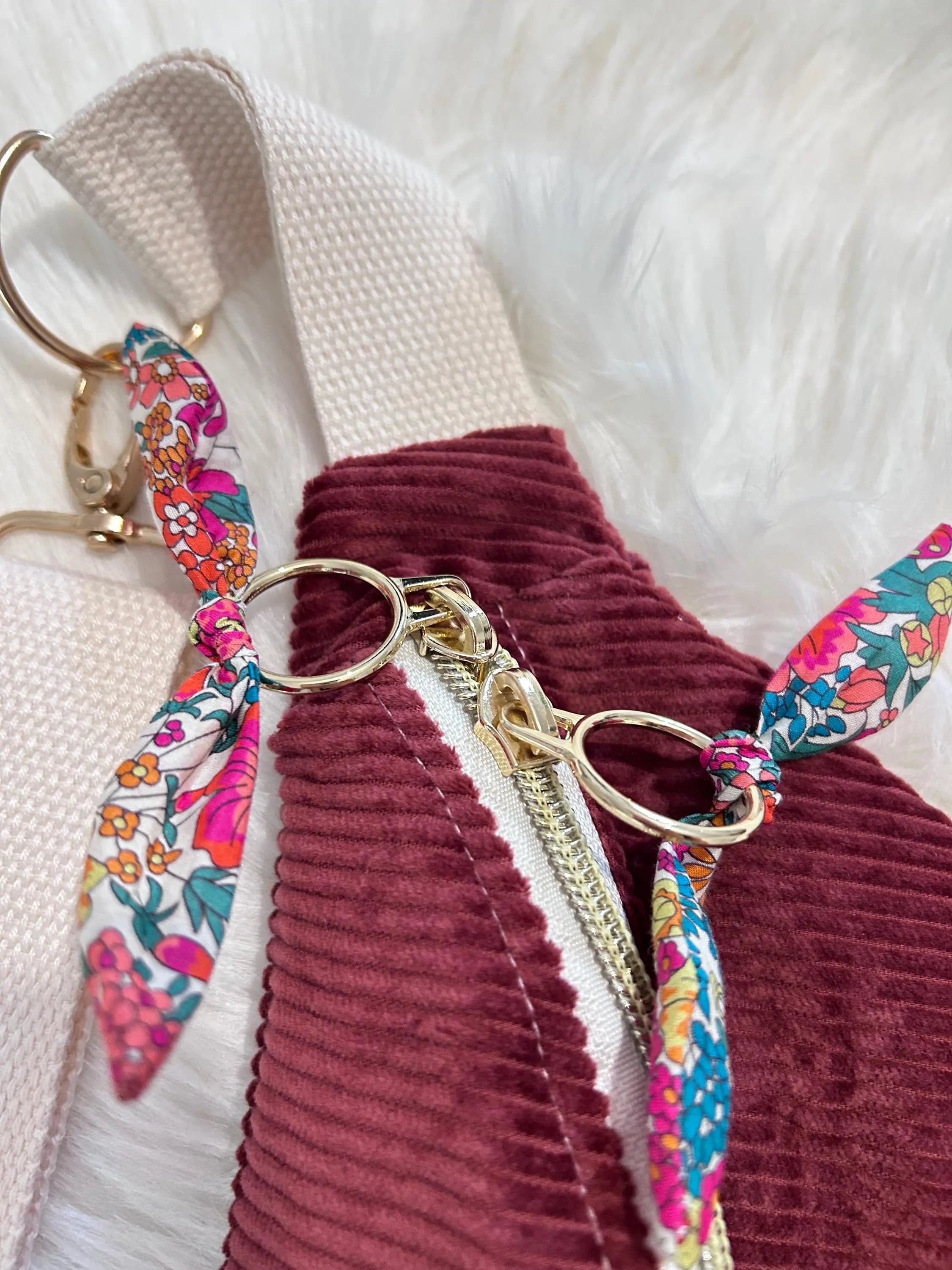Sac banane femme hiver | Velours côtelé bordeau & doublure liberty vert et roseSac Femme Zage Colorful Life