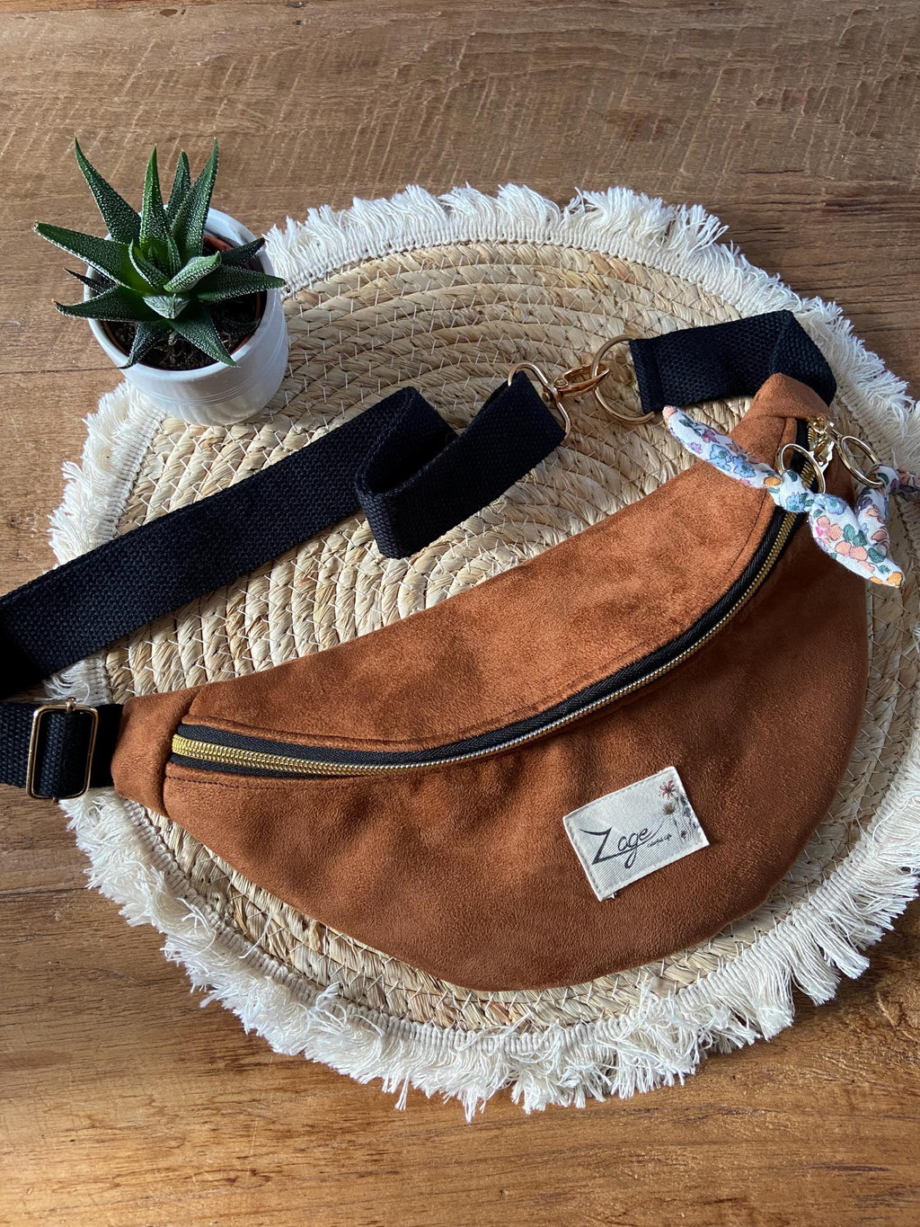 Sac banane femme hiver | Suédine marron & doublure gaze de coton fleurie libertySac Femme Zage Colorful Life