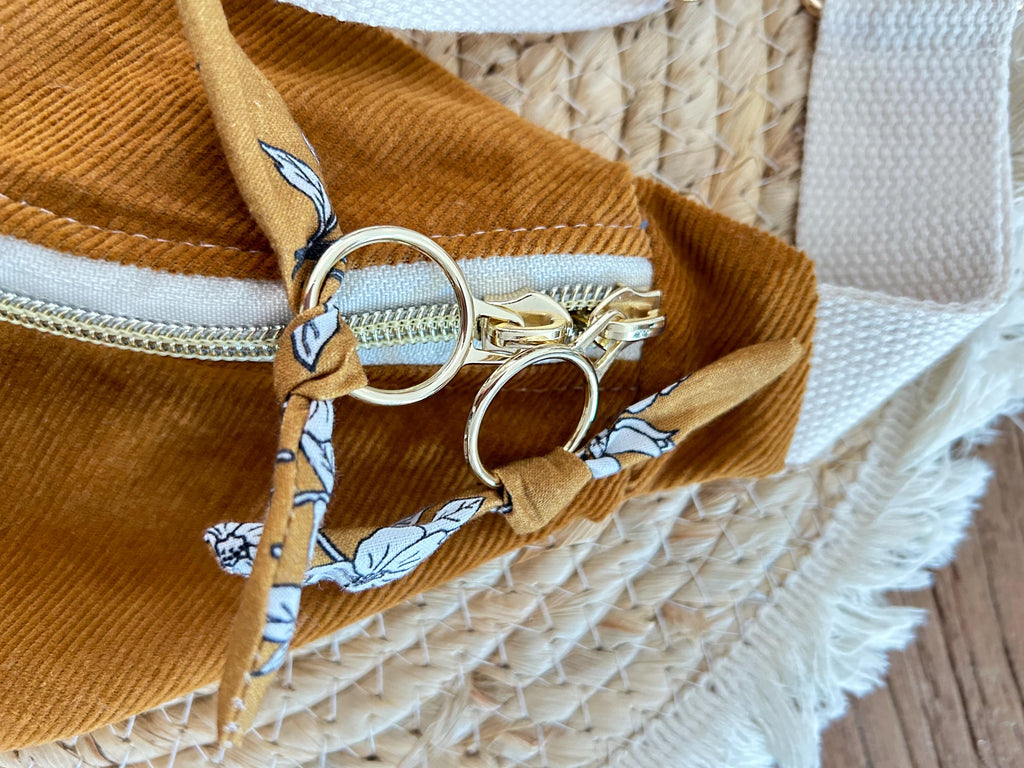 Sac banane femme hiver | Velours côtelé marron ocre & doublure fleurie ocreSac Femme Zage Colorful Life