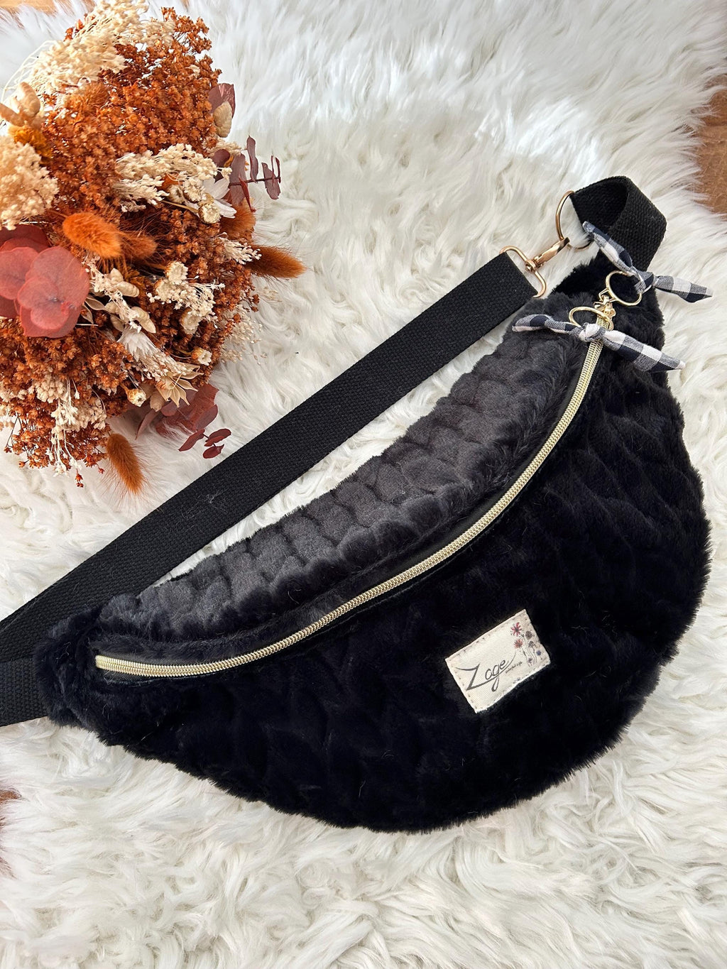 Sac banane femme hiver| Fausse fourrure noire & doublure vichy noireSac Femme Zage Colorful Life