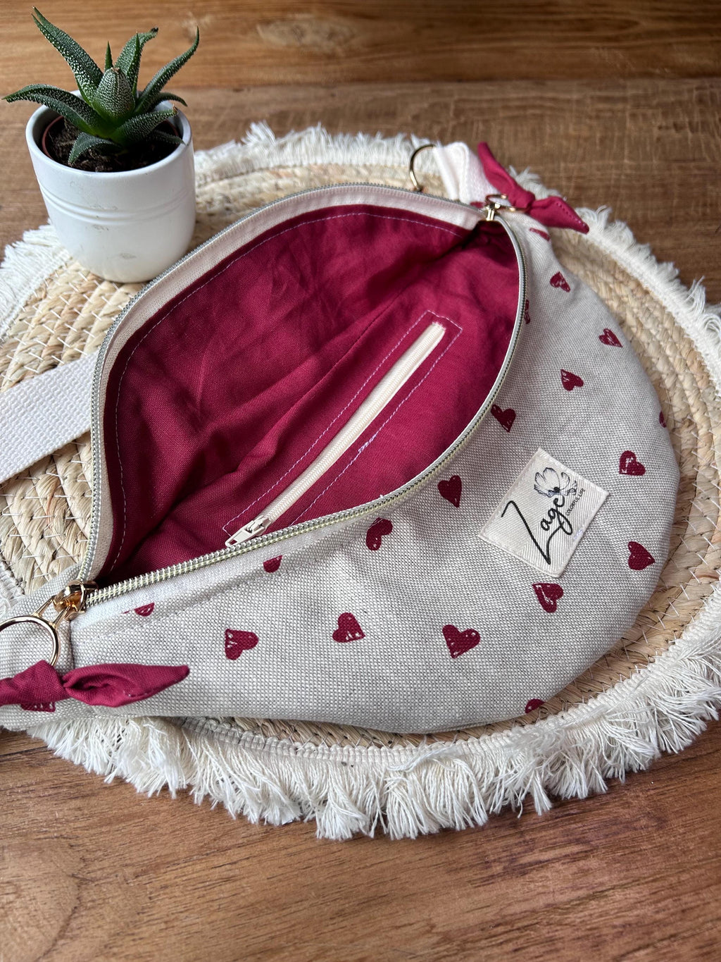 Sac banane femme  | Toile beige cœurs rouges & doublure rougeSac Femme Zage Colorful Life