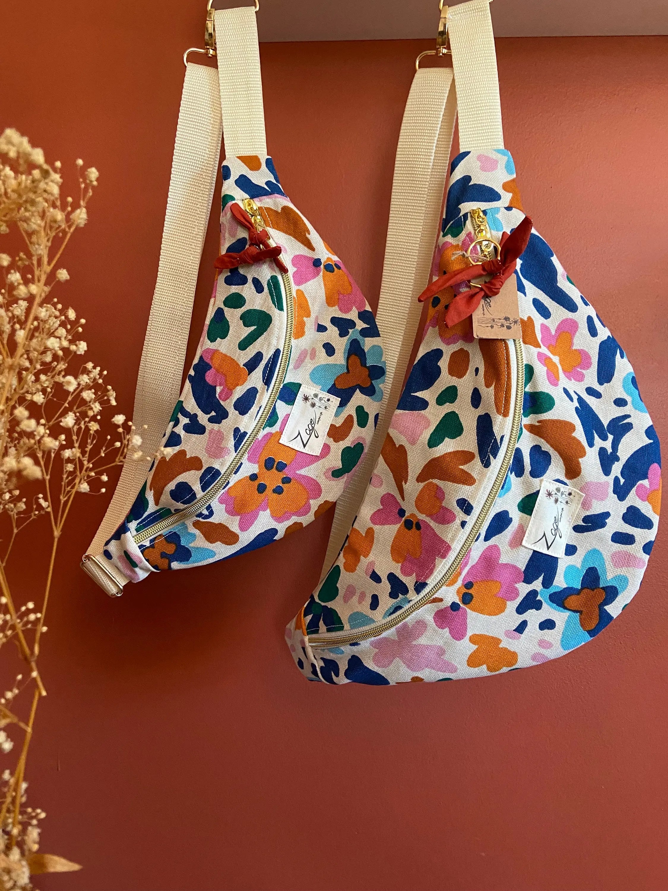 Sac Banane Femme | Toile de coton fleurie multicolore & doublure TerracottaSac Femme Zage Colorful Life