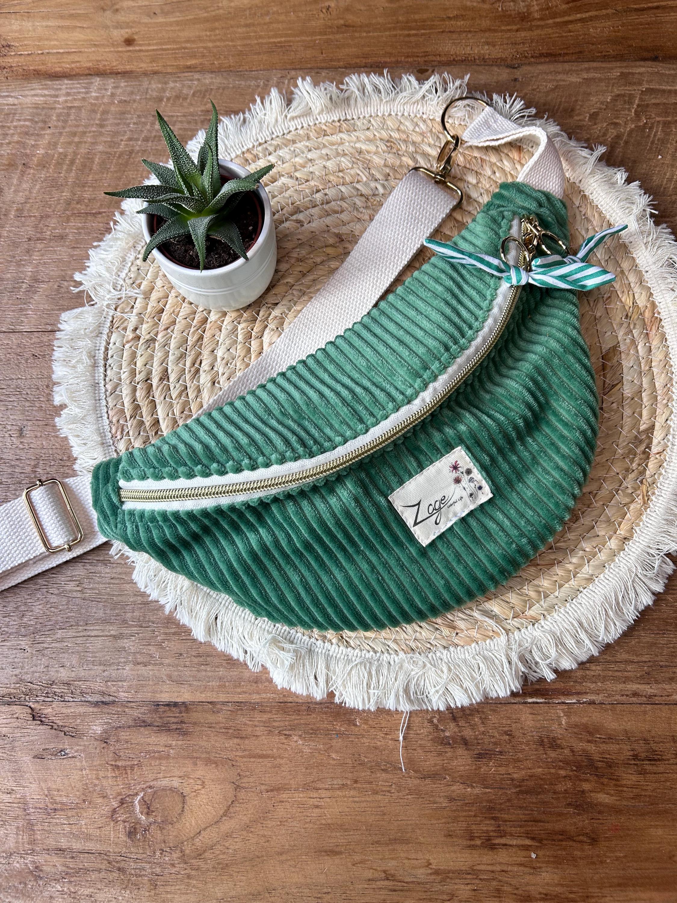 Sac banane femme hiver | Velours côtelé vert & doublure rayée blanc et vertSac Femme Zage Colorful Life