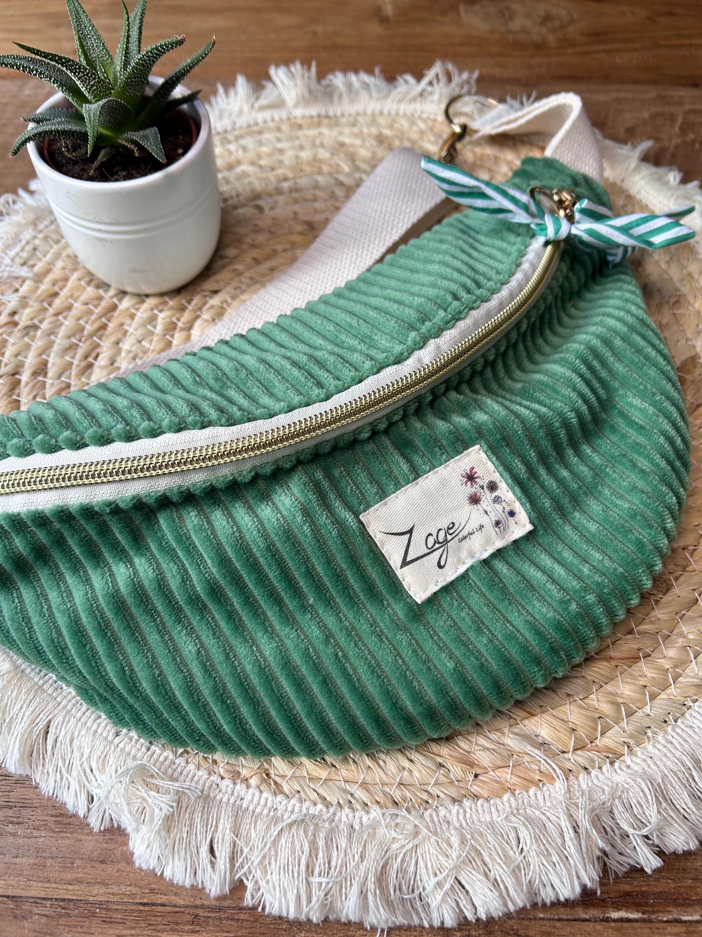 Sac banane femme hiver | Velours côtelé vert & doublure rayée blanc et vertSac Femme Zage Colorful Life