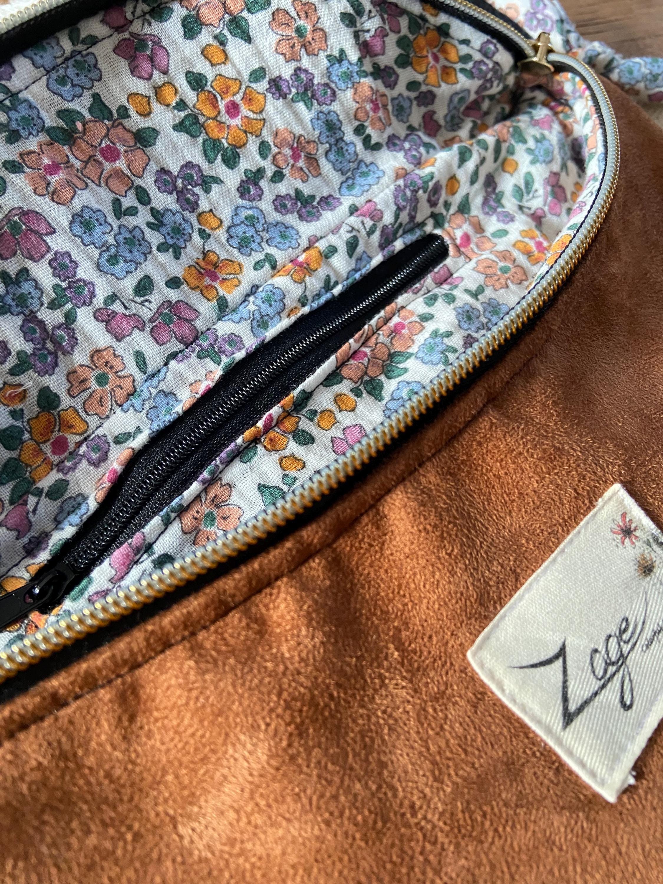Sac banane femme hiver | Suédine marron & doublure gaze de coton fleurie libertySac Femme Zage Colorful Life