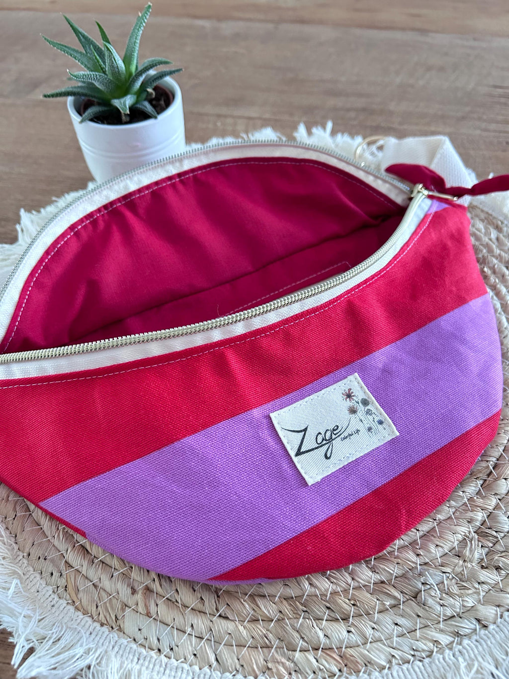Sac banane femme été | Toile canvas rayée parme/rouge & doublure rougeSac Femme Zage Colorful Life
