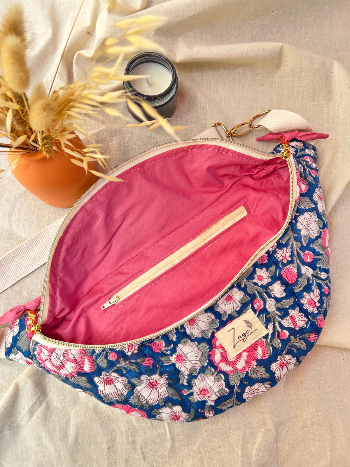 Sac banane bandoulière matelassé bleu et fleuri | crossbody bag handmade | Umhängetasche Damen|sac tendance femme|cadeau femme |Gift for HerSac Femme Zage Colorful Life