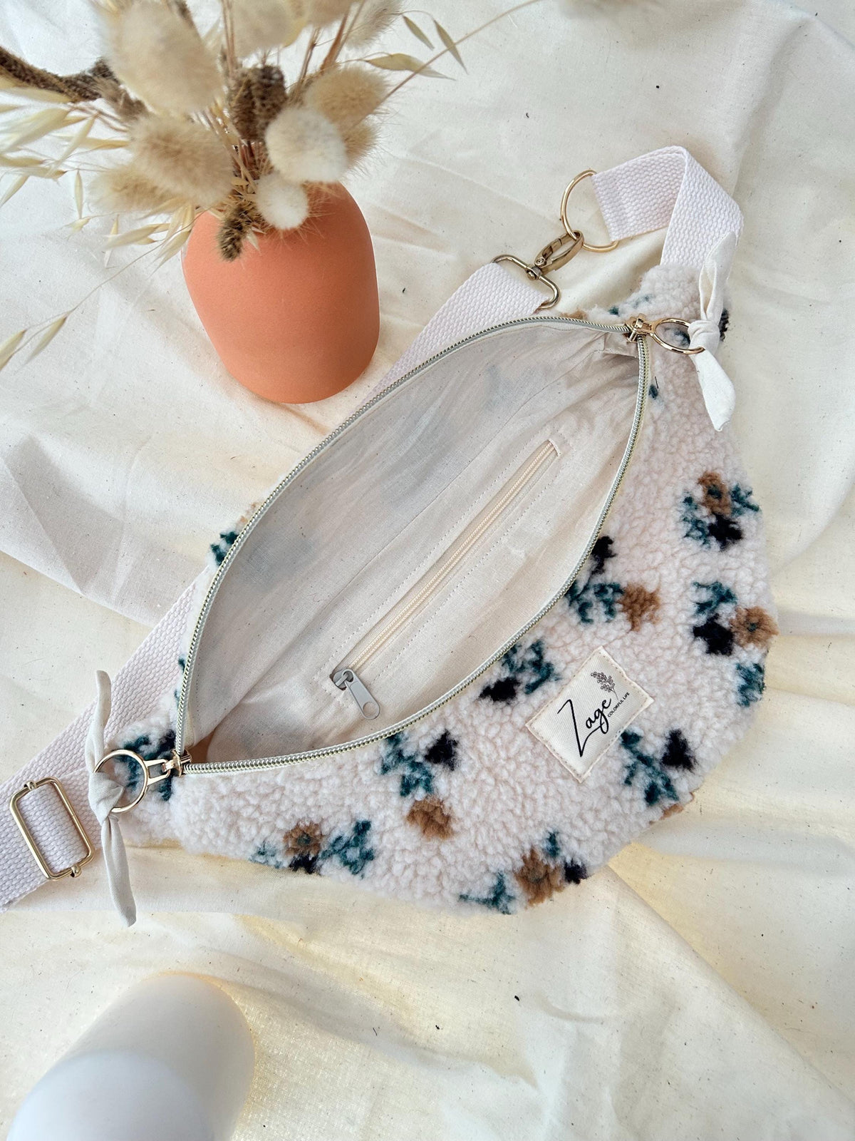 Sac banane femme hiver | Bouclettes / Sherpa  fleurie , doublure beige | Flower Fanny Pack, Bum bag, Gürteltasche, belt bagSac Femme Zage Colorful Life