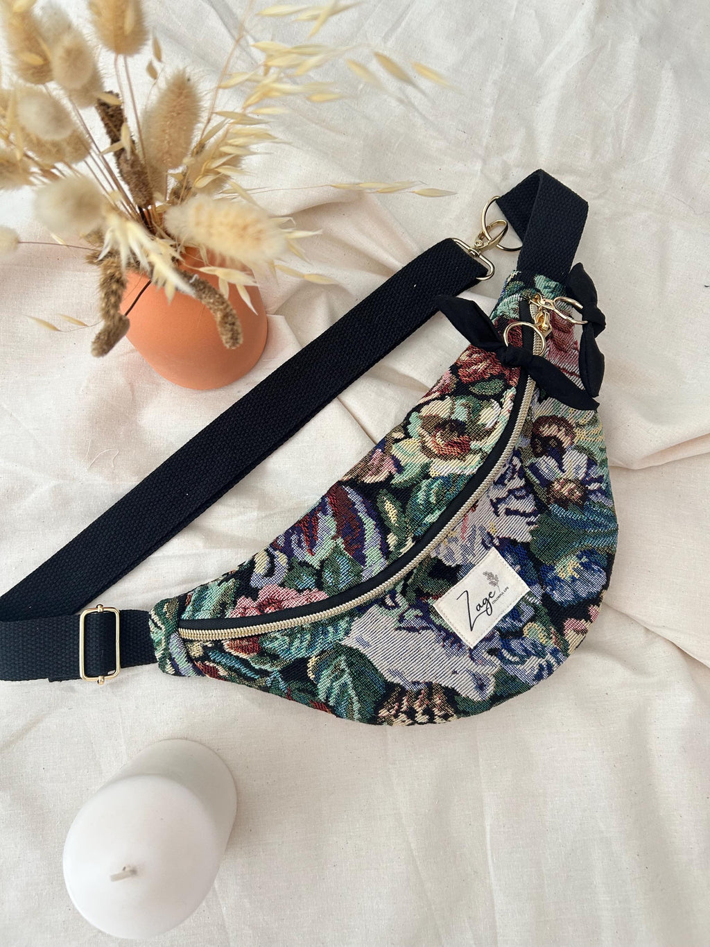 Sac banane femme hiver| Jacquard fleuri, doublure noire |   Fanny pack, bum bag, Gürteltasche, Heuptas | Cadeau femmeSac Femme Zage Colorful Life