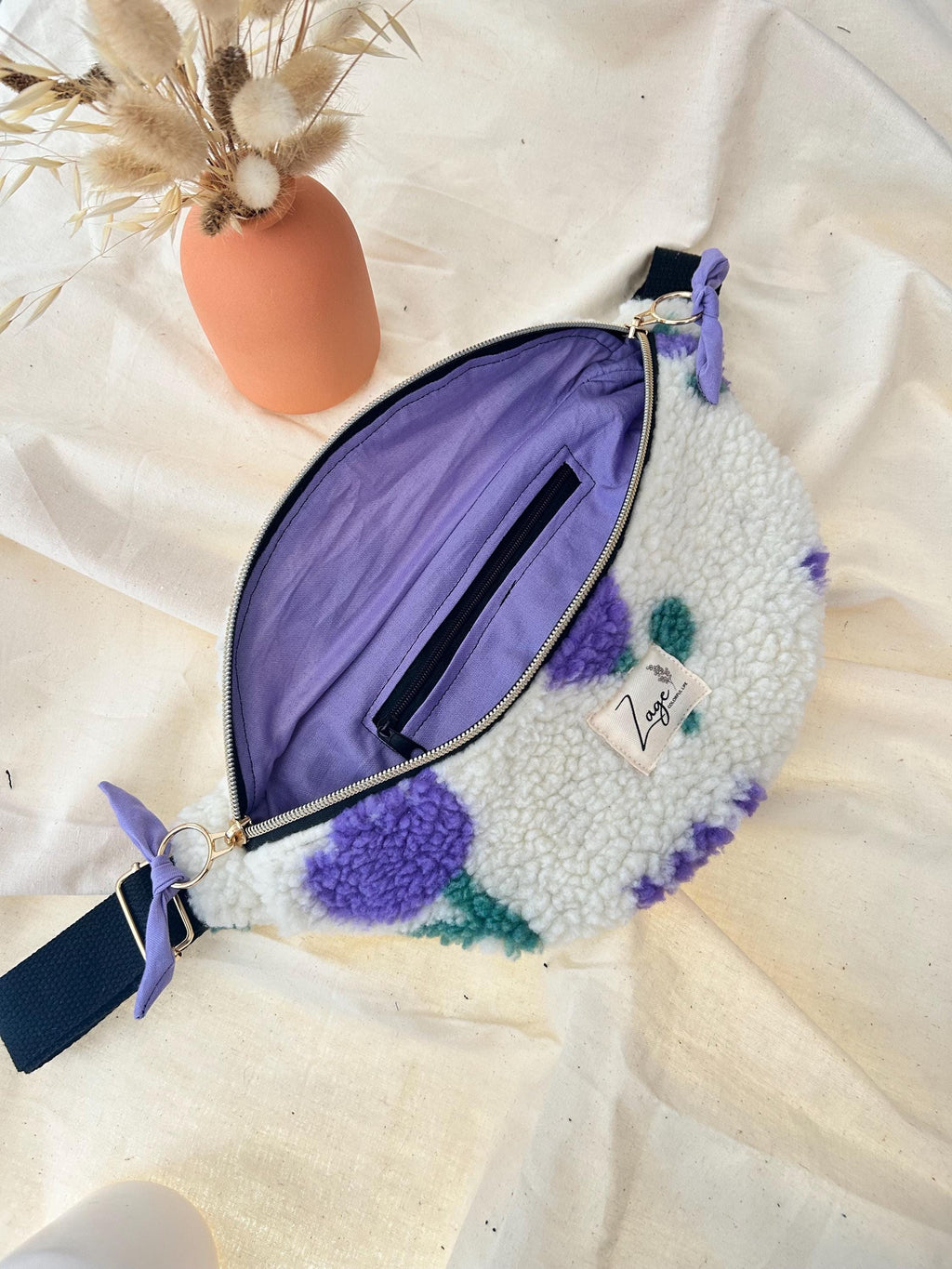 Sac banane femme hiver | Bouclettes / Sherpa  tulipes violettes, doublure violette | Flower Fanny Pack, Bum bag, Gürteltasche, belt bagSac Femme Zage Colorful Life